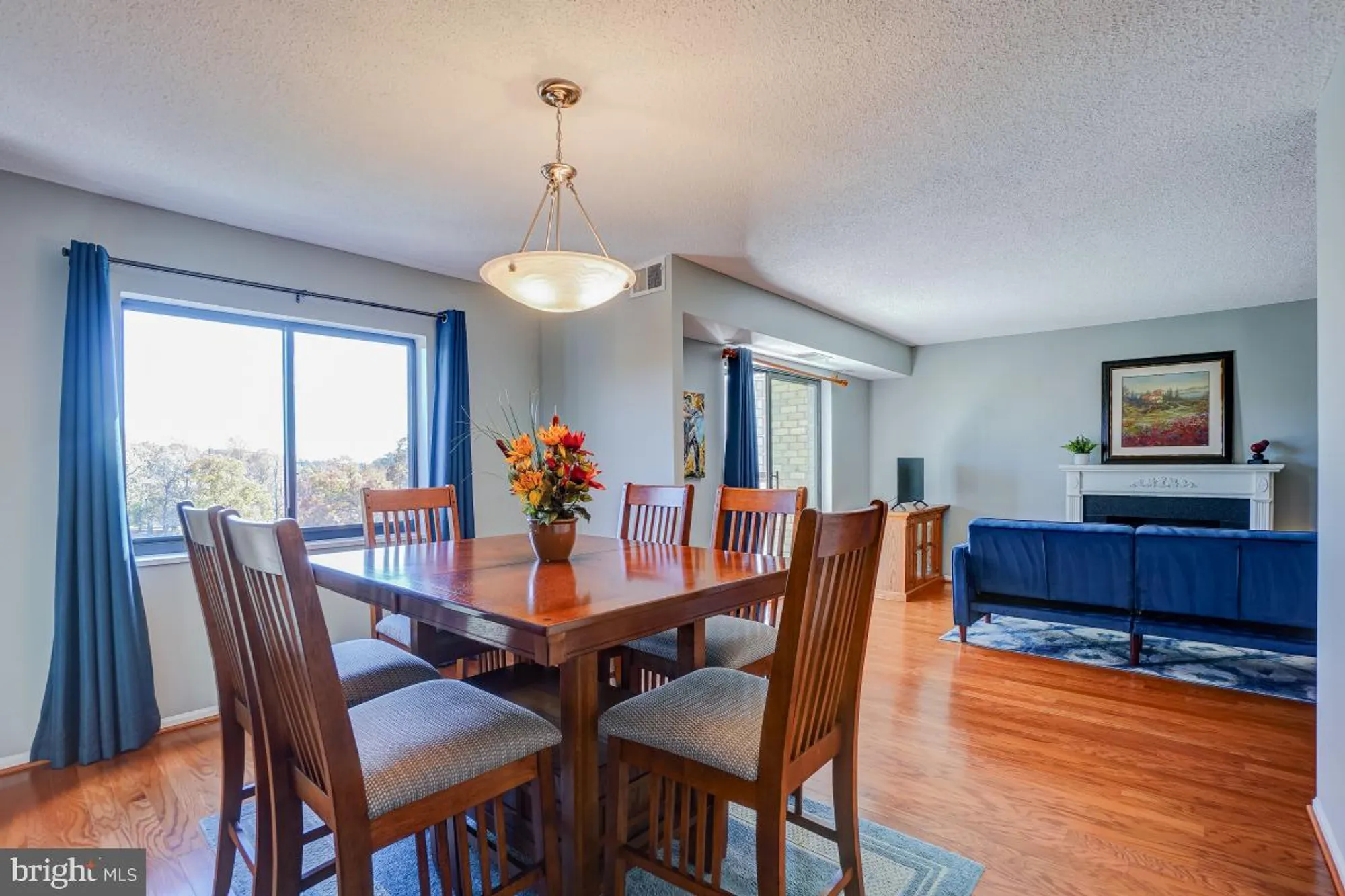 Property Slideshow image 13 of 33 | 15101 interlachen dr 1-625, Silver Spring, MD, 20906