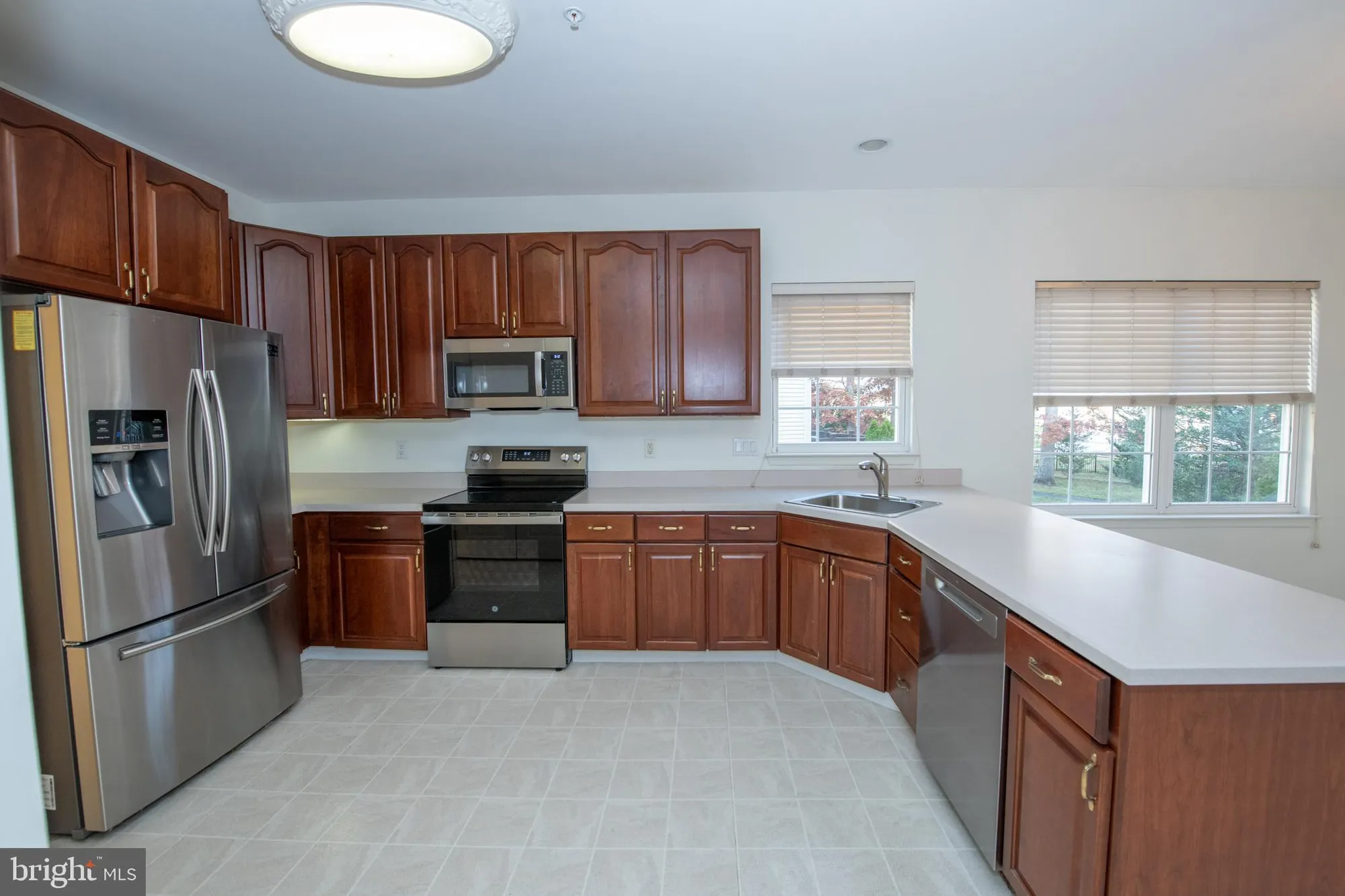 Property Slideshow image 23 of 101 | 625 n settlers cir, Warrington, PA, 18976