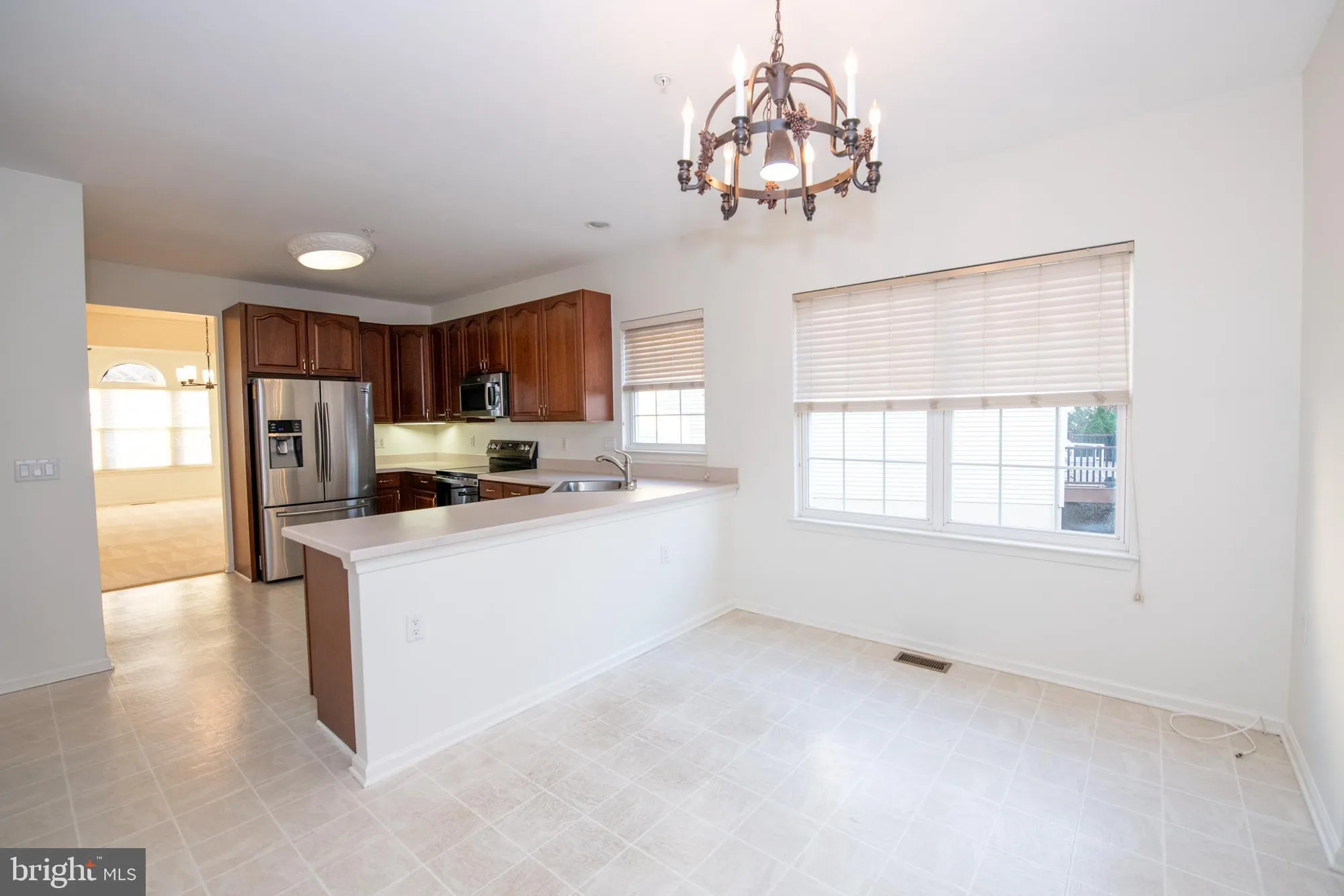 Property Slideshow image 26 of 101 | 625 n settlers cir, Warrington, PA, 18976