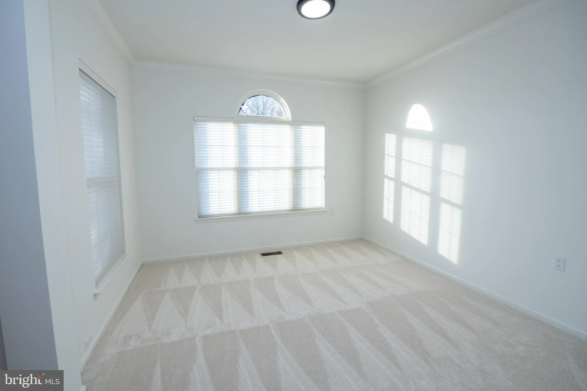 Property Slideshow image 51 of 101 | 625 n settlers cir, Warrington, PA, 18976