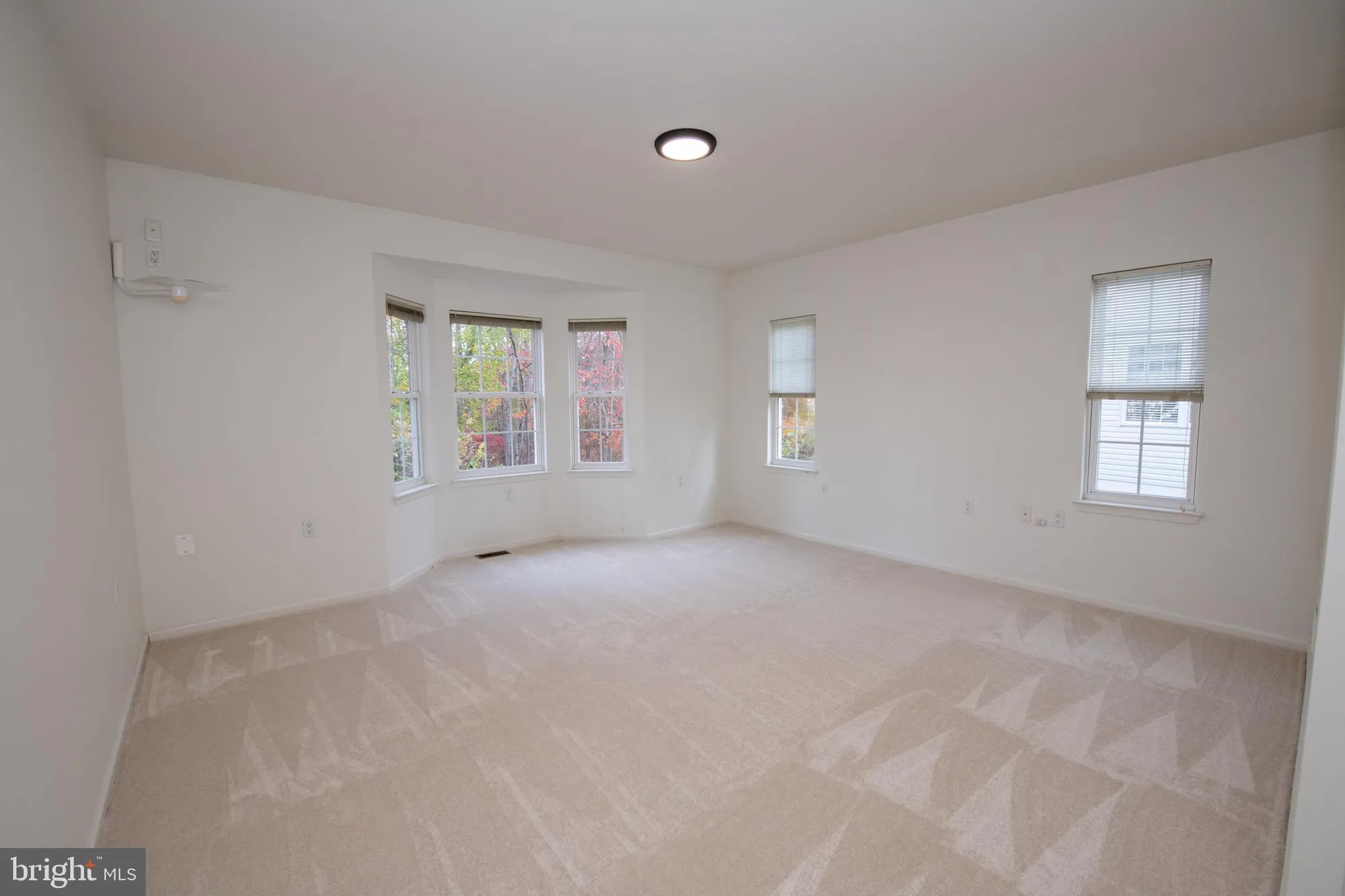 Property Slideshow image 57 of 101 | 625 n settlers cir, Warrington, PA, 18976