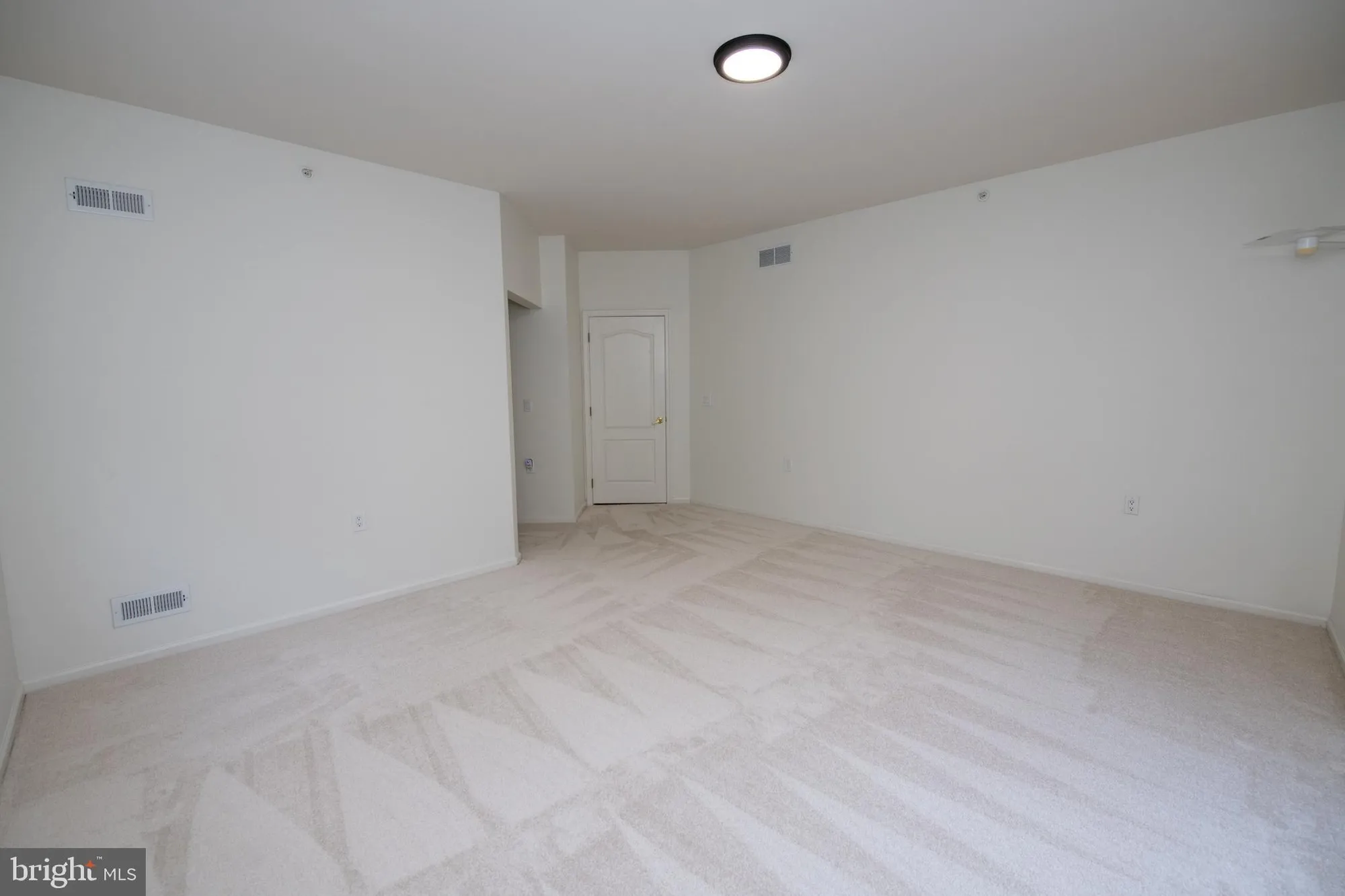 Property Slideshow image 58 of 101 | 625 n settlers cir, Warrington, PA, 18976