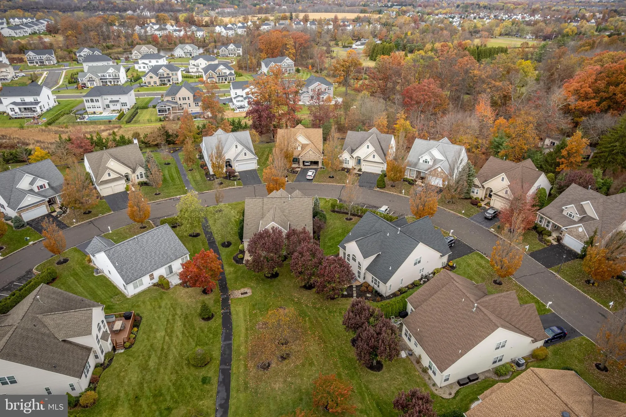 Property Slideshow image 18 of 101 | 625 n settlers cir, Warrington, PA, 18976