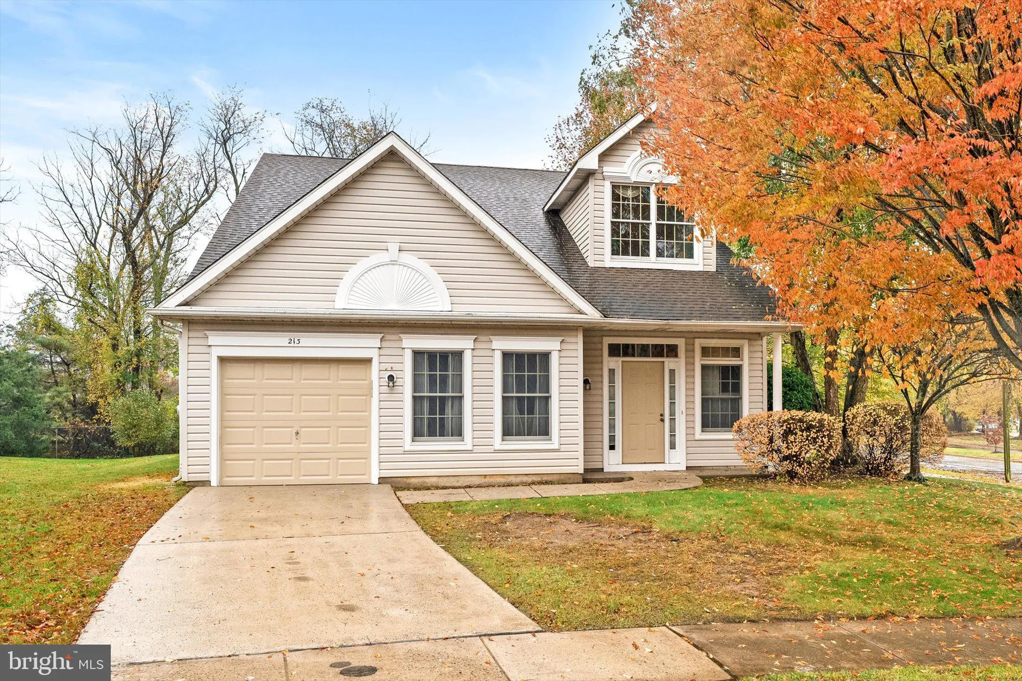 Property Slideshow image 1 of 25 | 213 homestead cir, Columbus, NJ, 08022