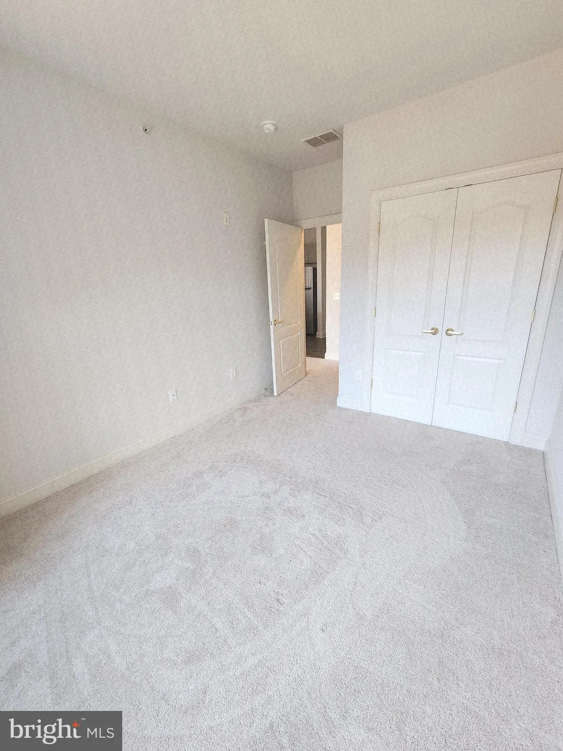 Property Slideshow image 28 of 35 | 3000 fountainview cir # 3411, Newark, DE, 19713