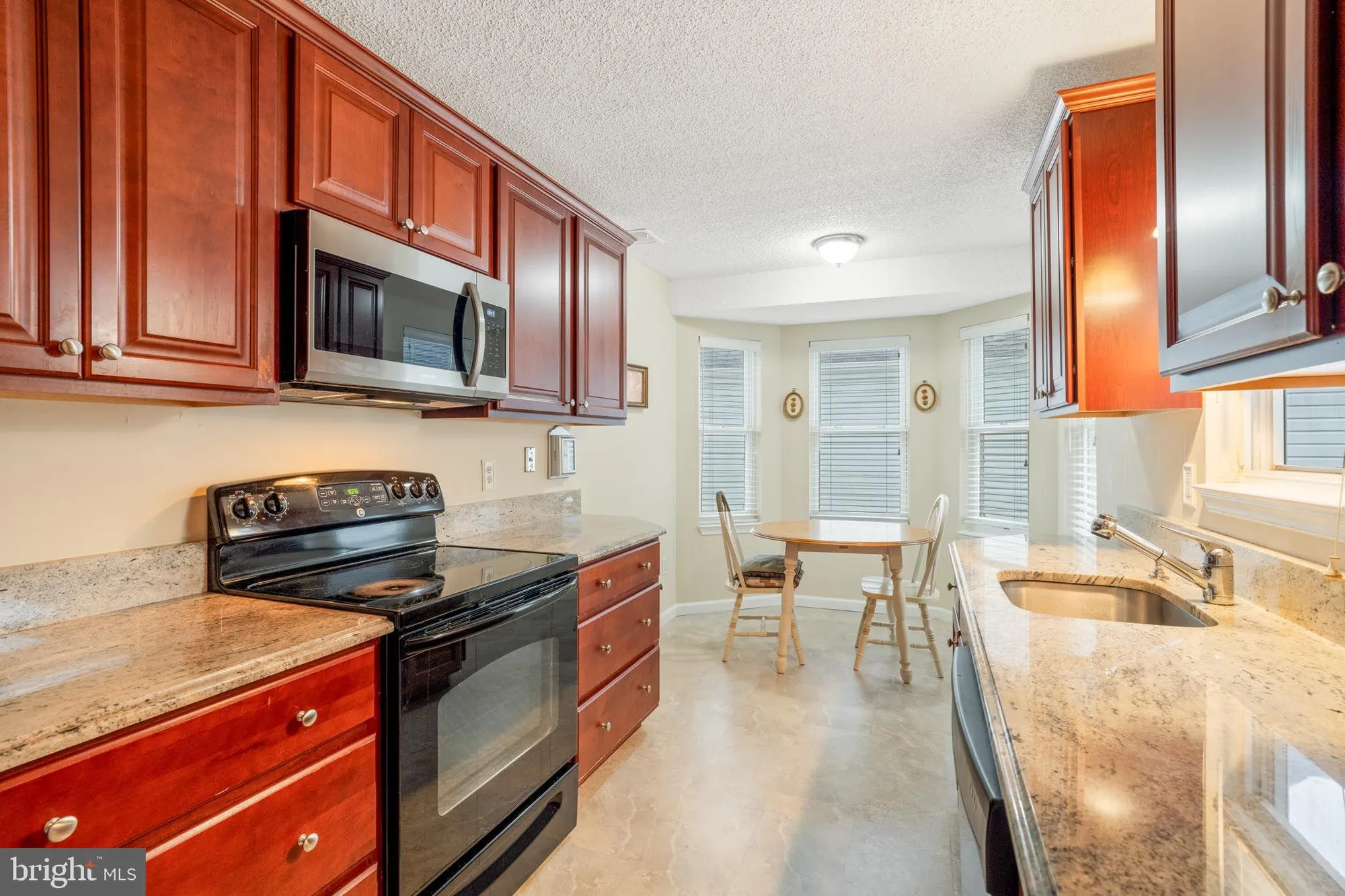 Property Slideshow image 10 of 26 | 96 deerfield dr, Manahawkin, NJ, 08050