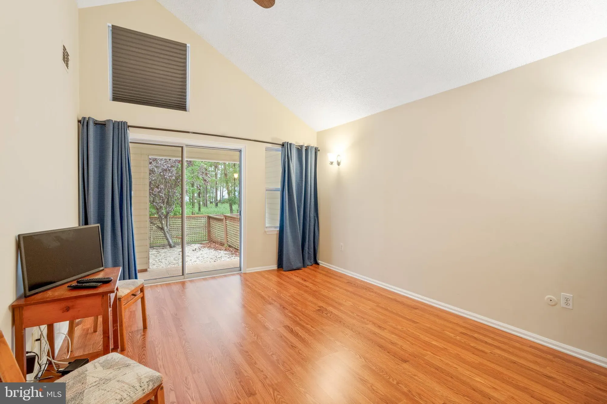 Property Slideshow image 15 of 26 | 96 deerfield dr, Manahawkin, NJ, 08050