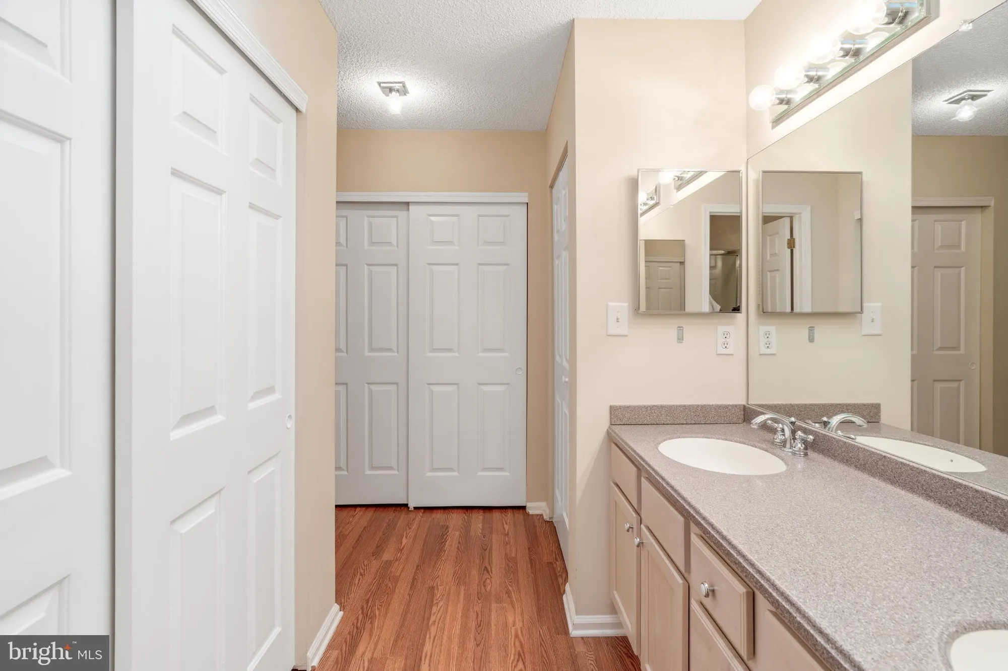 Property Slideshow image 19 of 26 | 96 deerfield dr, Manahawkin, NJ, 08050