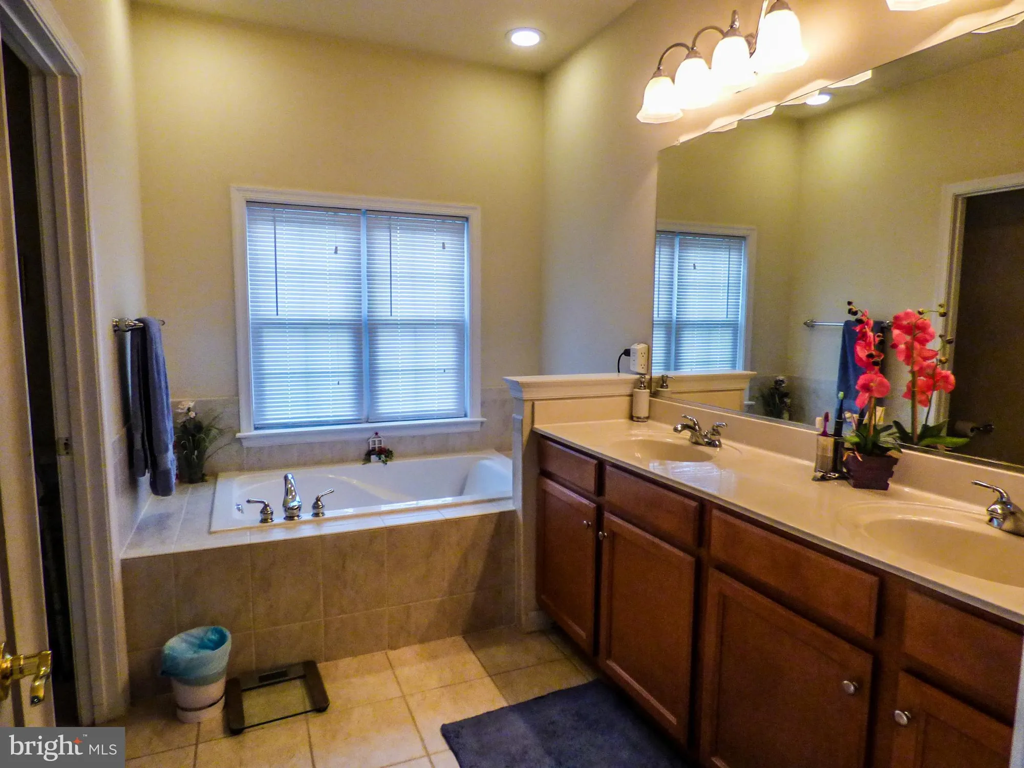 Property Slideshow image 14 of 32 | 44529 blueridge meadows dr, Ashburn, VA, 20147