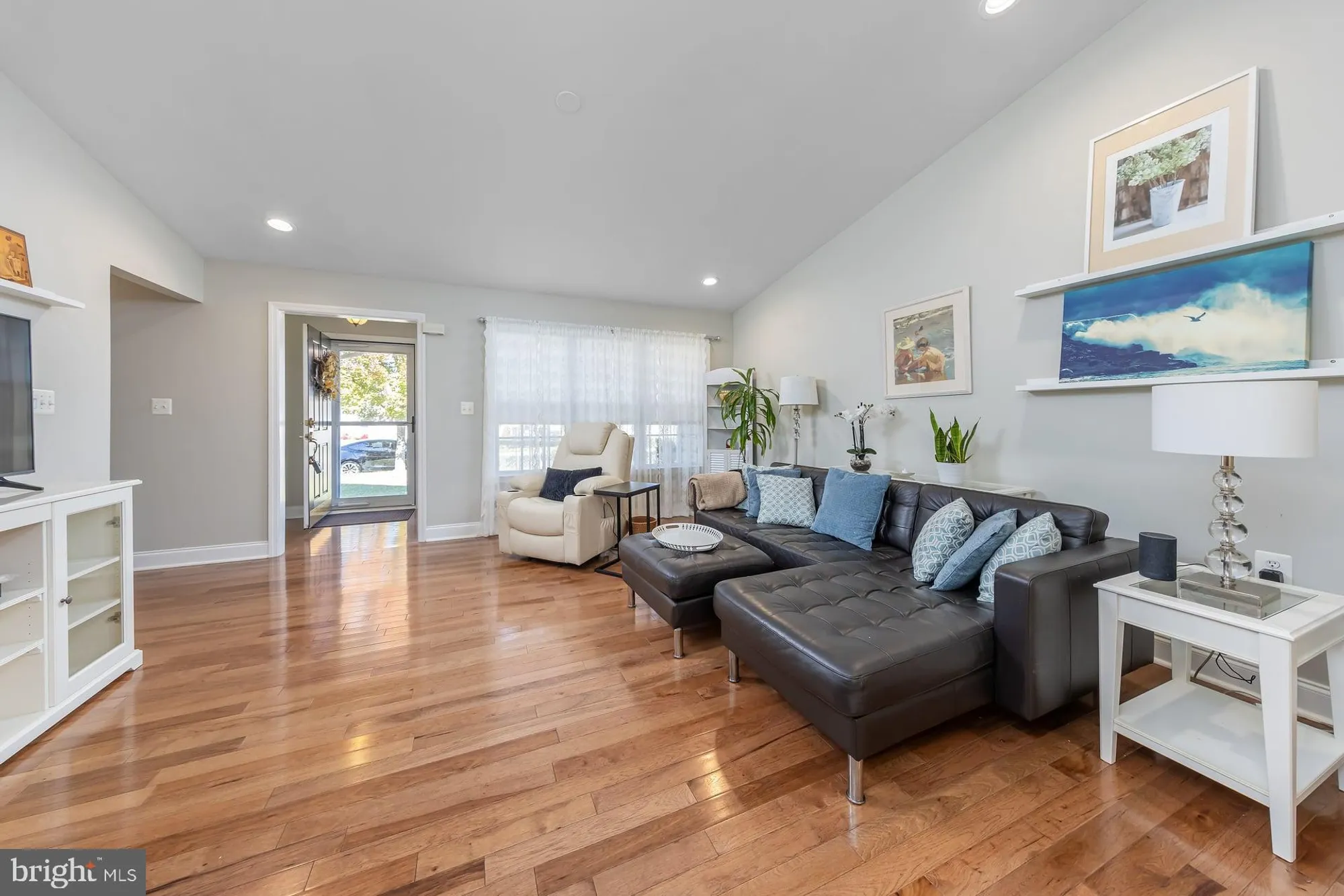 Property Slideshow image 3 of 20 | 730 chickory trl, Mullica Hill, NJ, 08062