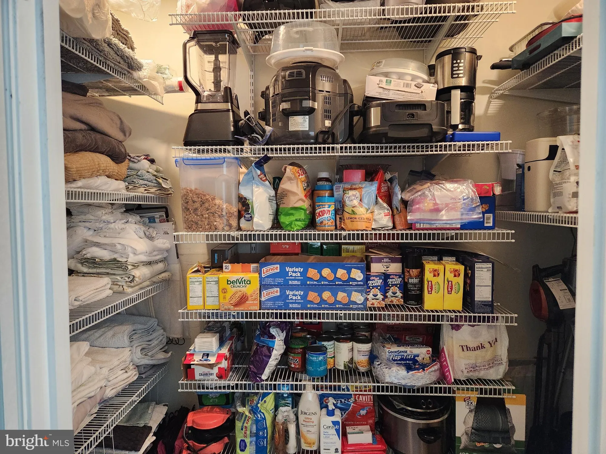 Property Slideshow image 41 of 51 | 35 edinburgh dr, Toms River, NJ, 08757