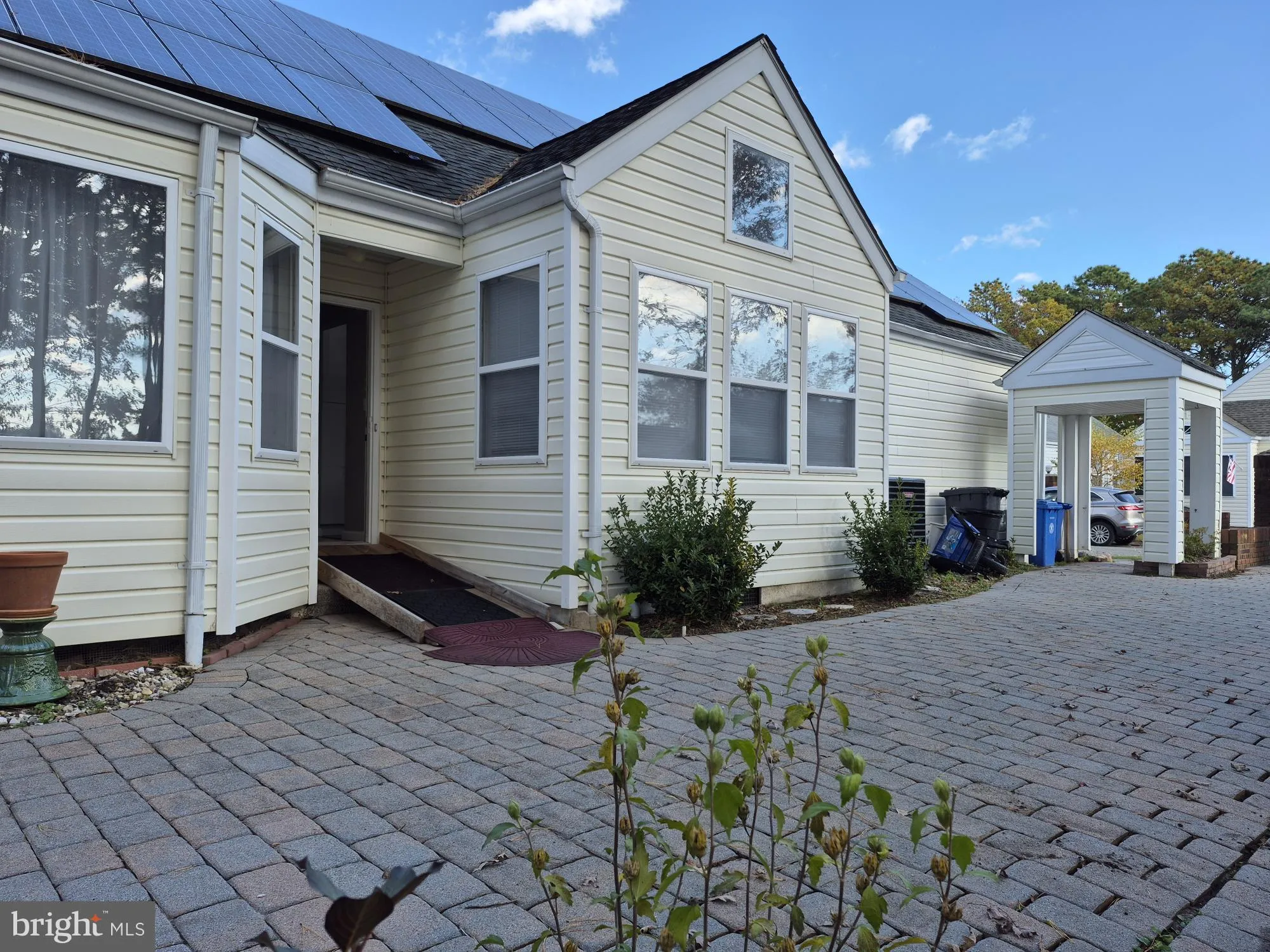 Property Slideshow image 2 of 2 | 100 deerfield dr, Manahawkin, NJ, 08050