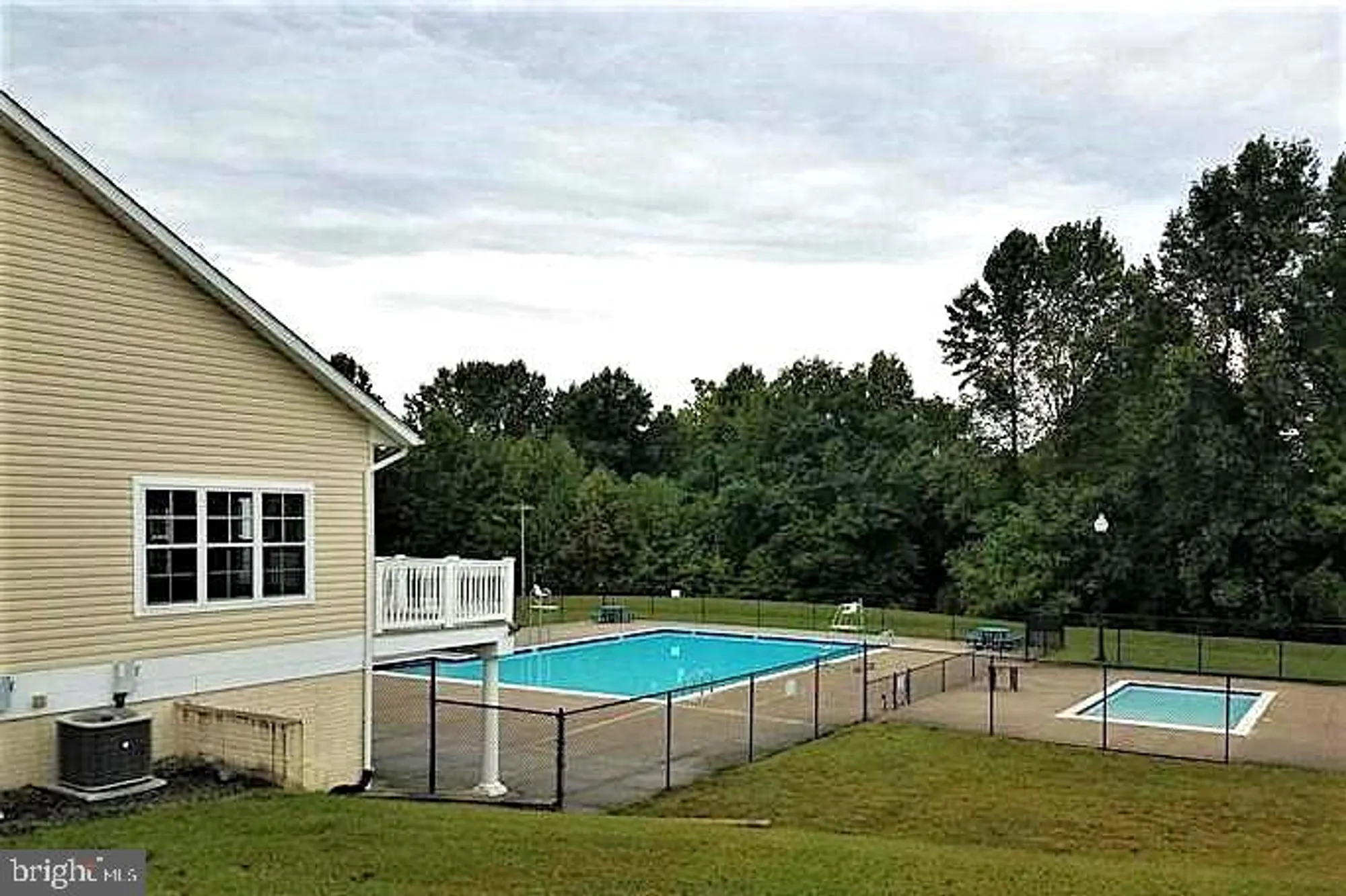 Property Slideshow image 6 of 11 | 301 tiree ct 303, Abingdon, MD, 21009