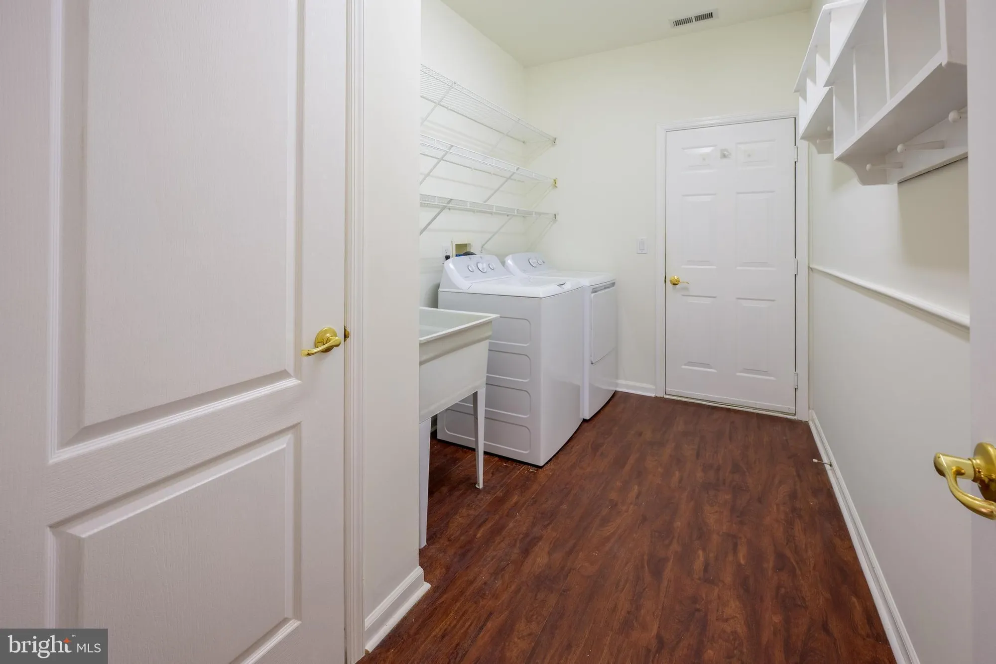 Property Slideshow image 19 of 41 | 8 jonquil pl, Marlton, NJ, 08053