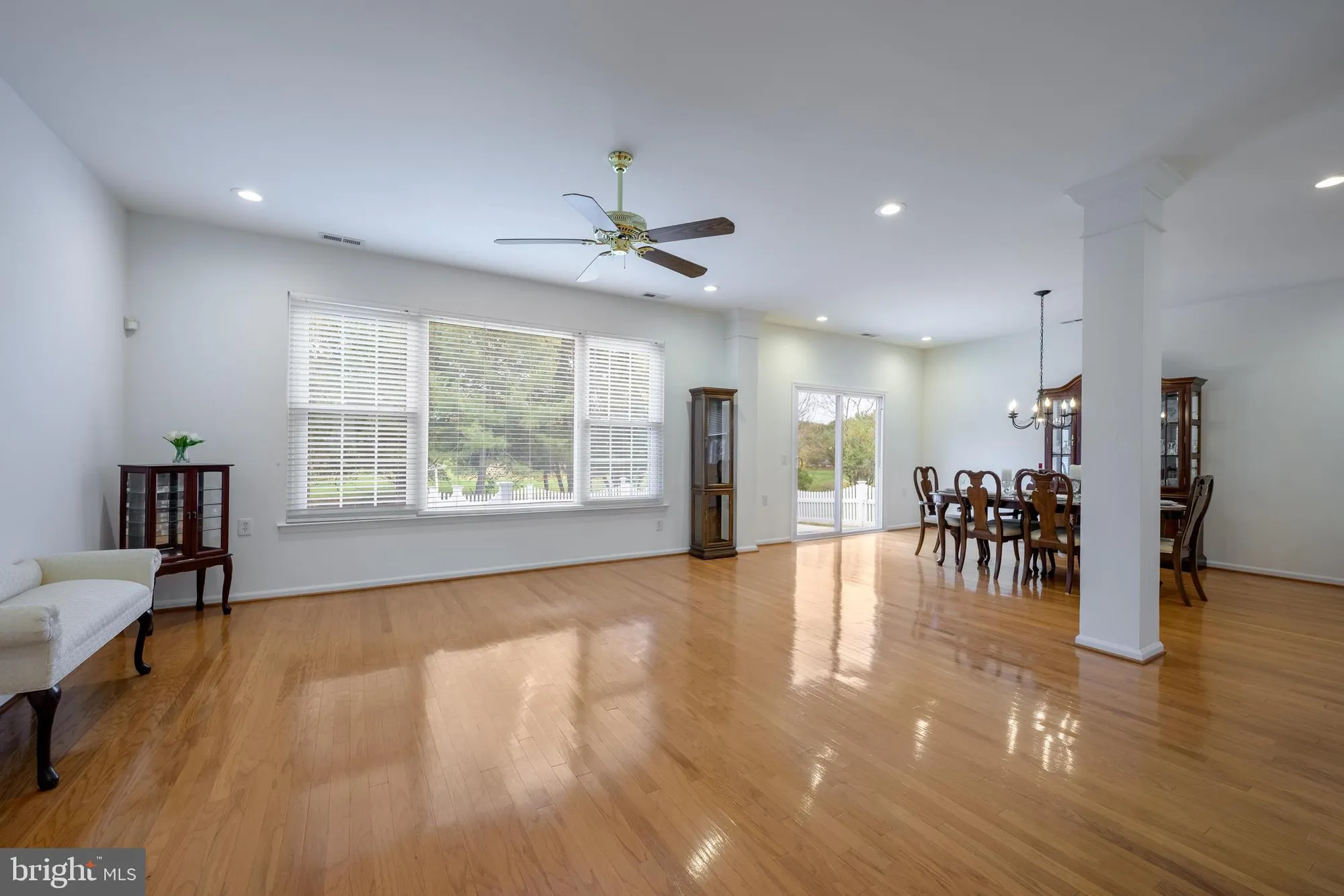 Property Slideshow image 9 of 41 | 8 jonquil pl, Marlton, NJ, 08053