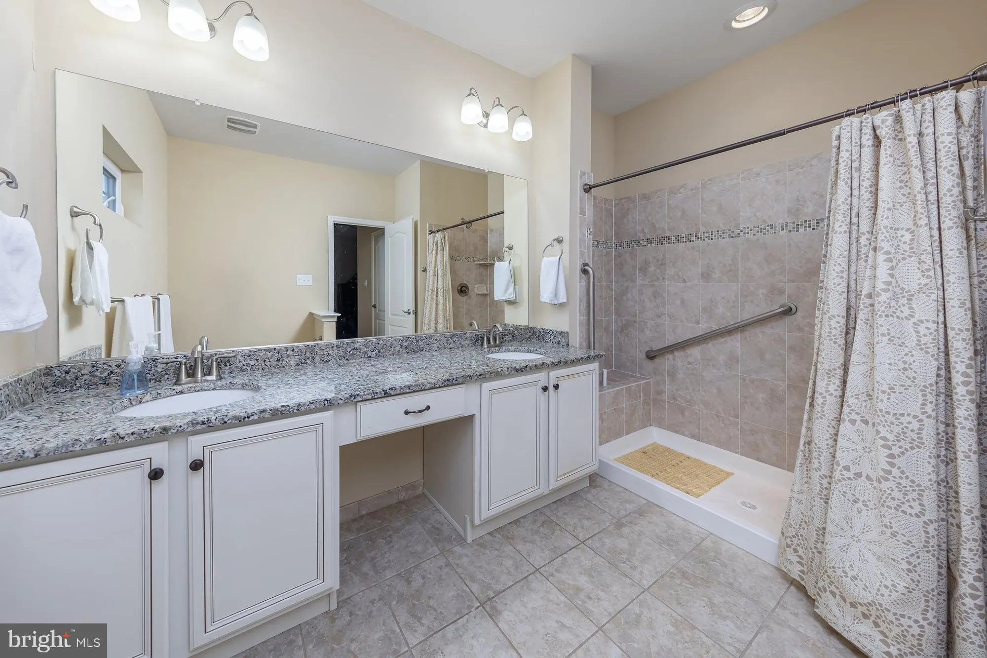 Property Slideshow image 13 of 20 | 317 sturgess ct, Glassboro, NJ, 08028