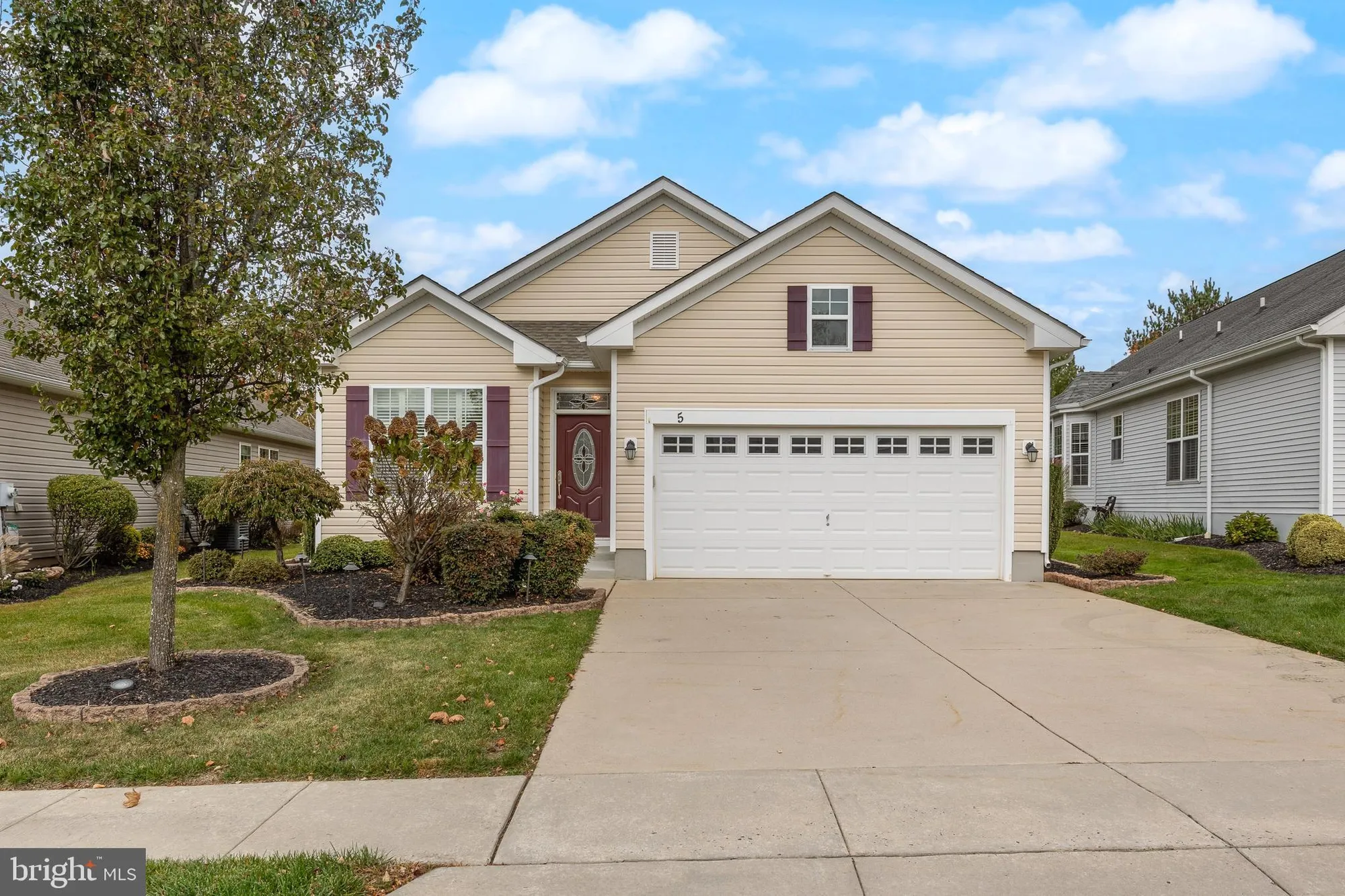 Property Slideshow image 1 of 46 | 5 wesley dr, Woolwich Twp, NJ, 08085