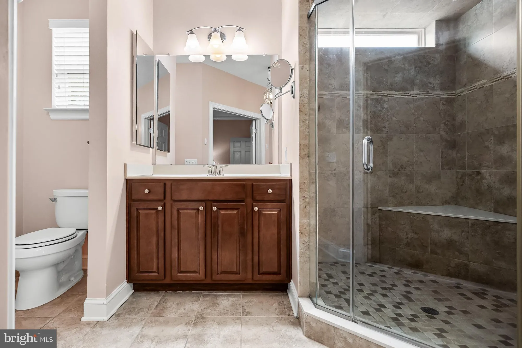 Property Slideshow image 17 of 46 | 5 wesley dr, Woolwich Twp, NJ, 08085