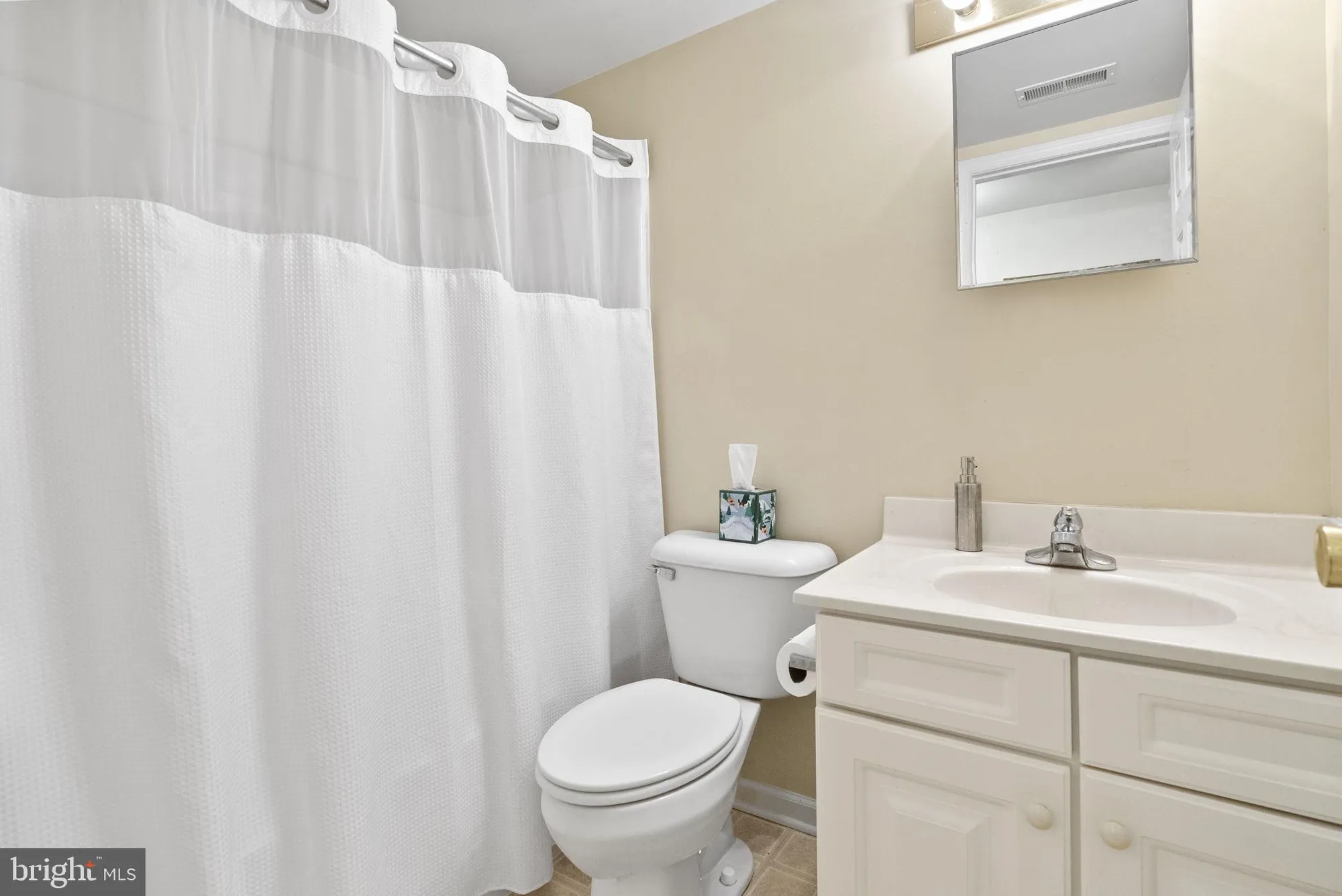 Property Slideshow image 21 of 32 | 533 brandon rd, West Norriton, PA, 19403