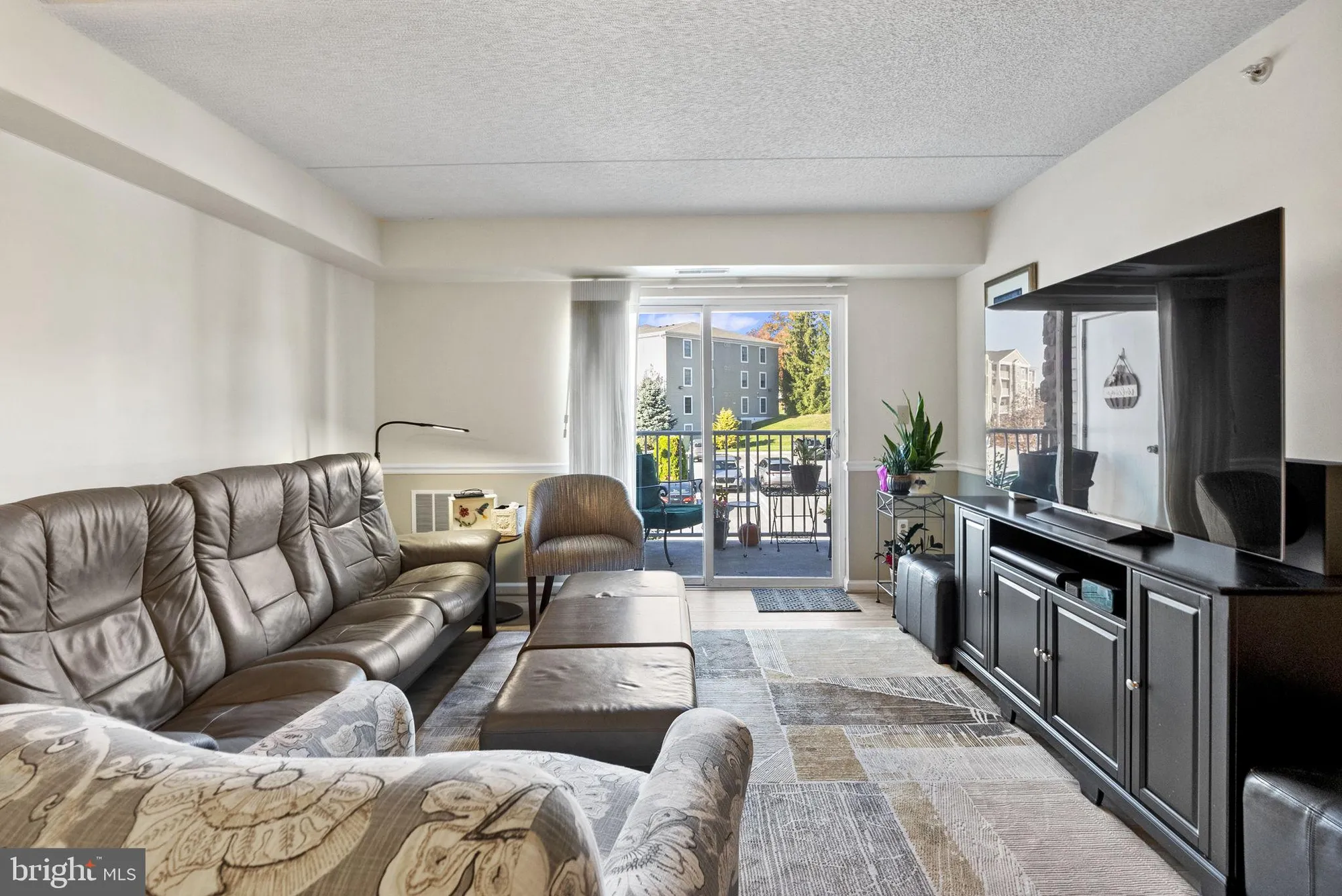 Property Slideshow image 10 of 32 | 533 brandon rd, West Norriton, PA, 19403