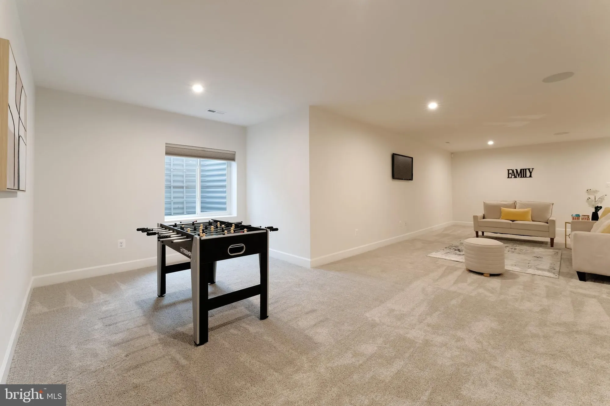Property Slideshow image 35 of 71 | 43044 greeley sq, Ashburn, VA, 20148