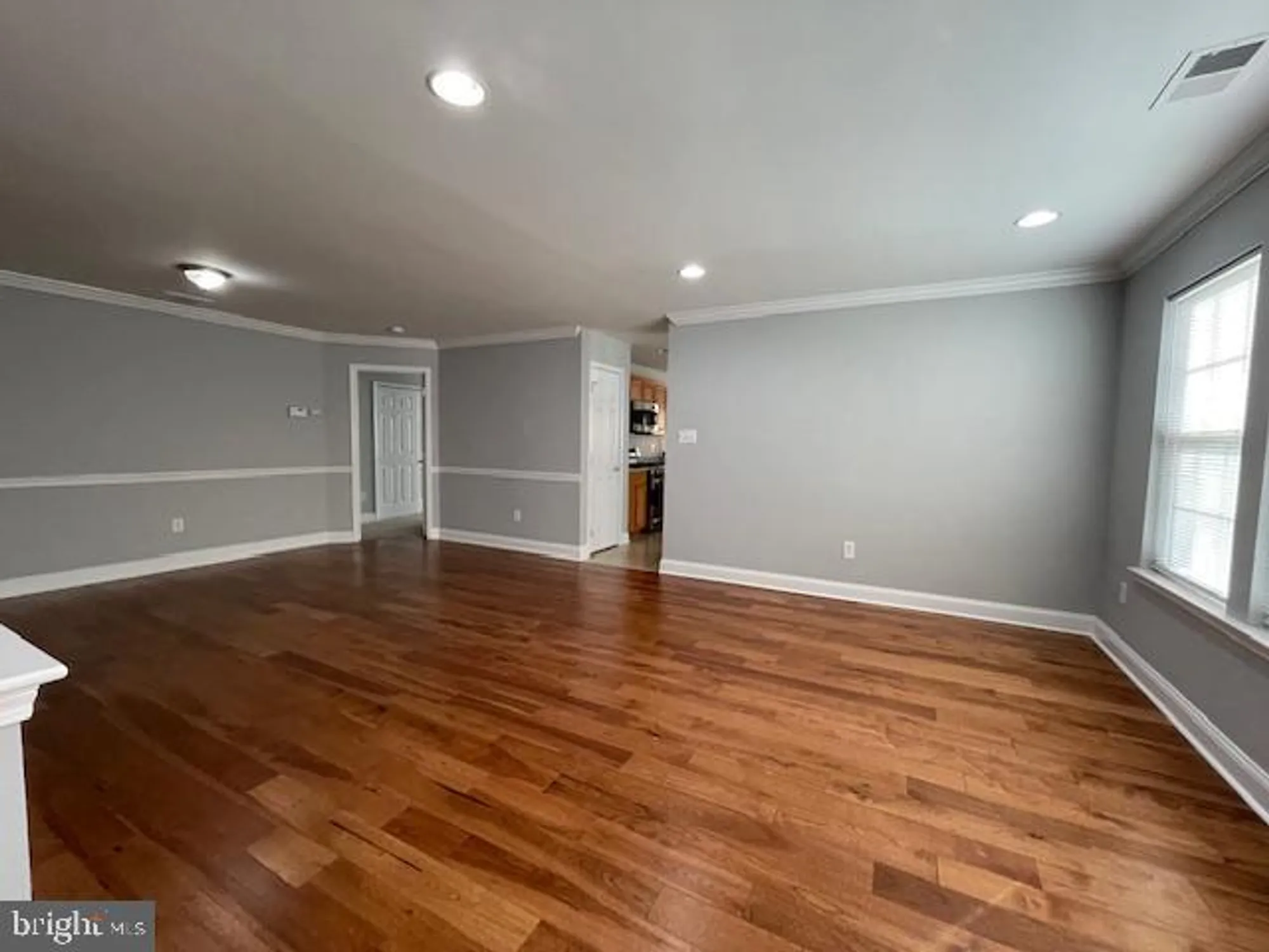 Property Slideshow image 4 of 26 | 9 brattleboro rd, Swedesboro, NJ, 08085