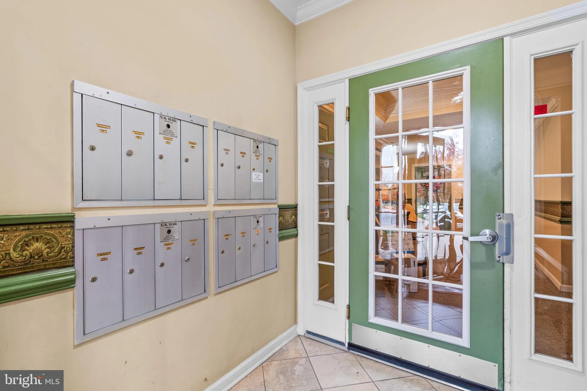 Property Slideshow image 4 of 49 | 11100 chambers ct f, Woodstock, MD, 21163