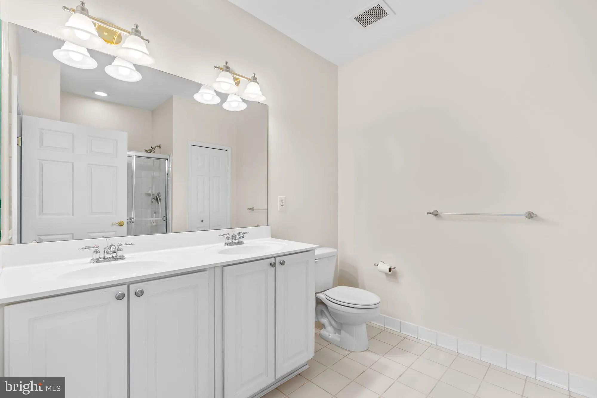 Property Slideshow image 27 of 49 | 11100 chambers ct f, Woodstock, MD, 21163