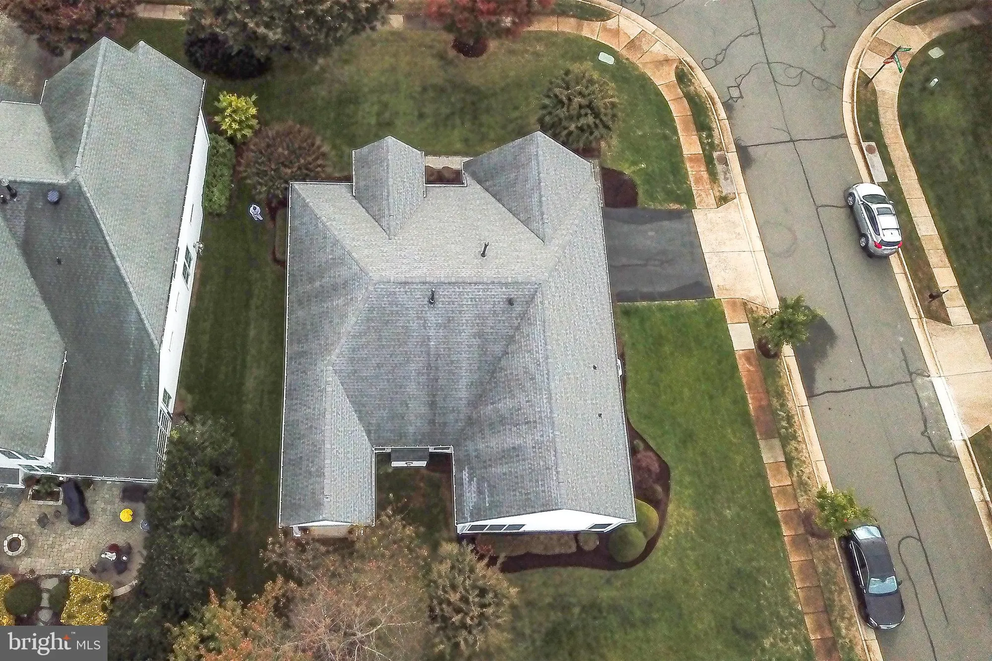 Property Slideshow image 4 of 52 | 5243 canyon creek way, Haymarket, VA, 20169