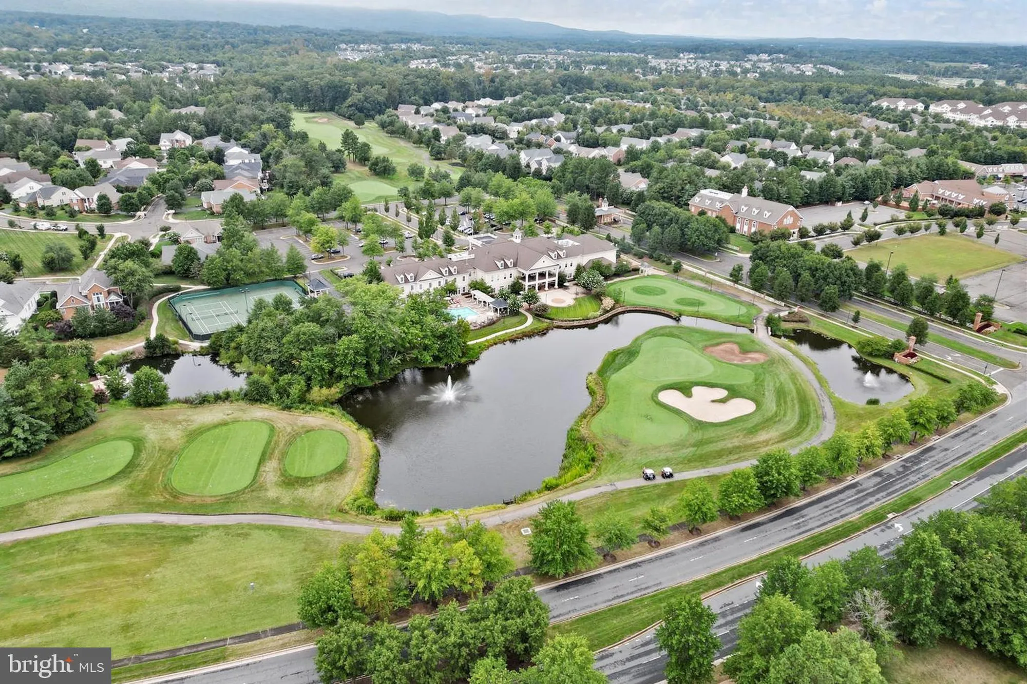 Property Slideshow image 41 of 52 | 5243 canyon creek way, Haymarket, VA, 20169