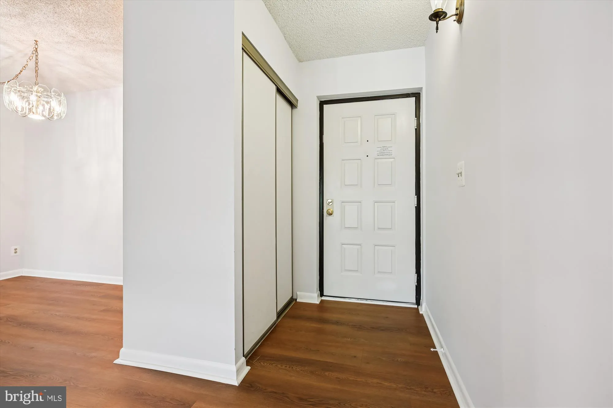 Property Slideshow image 2 of 35 | 15201 elkridge way 93-2j, Silver Spring, MD, 20906