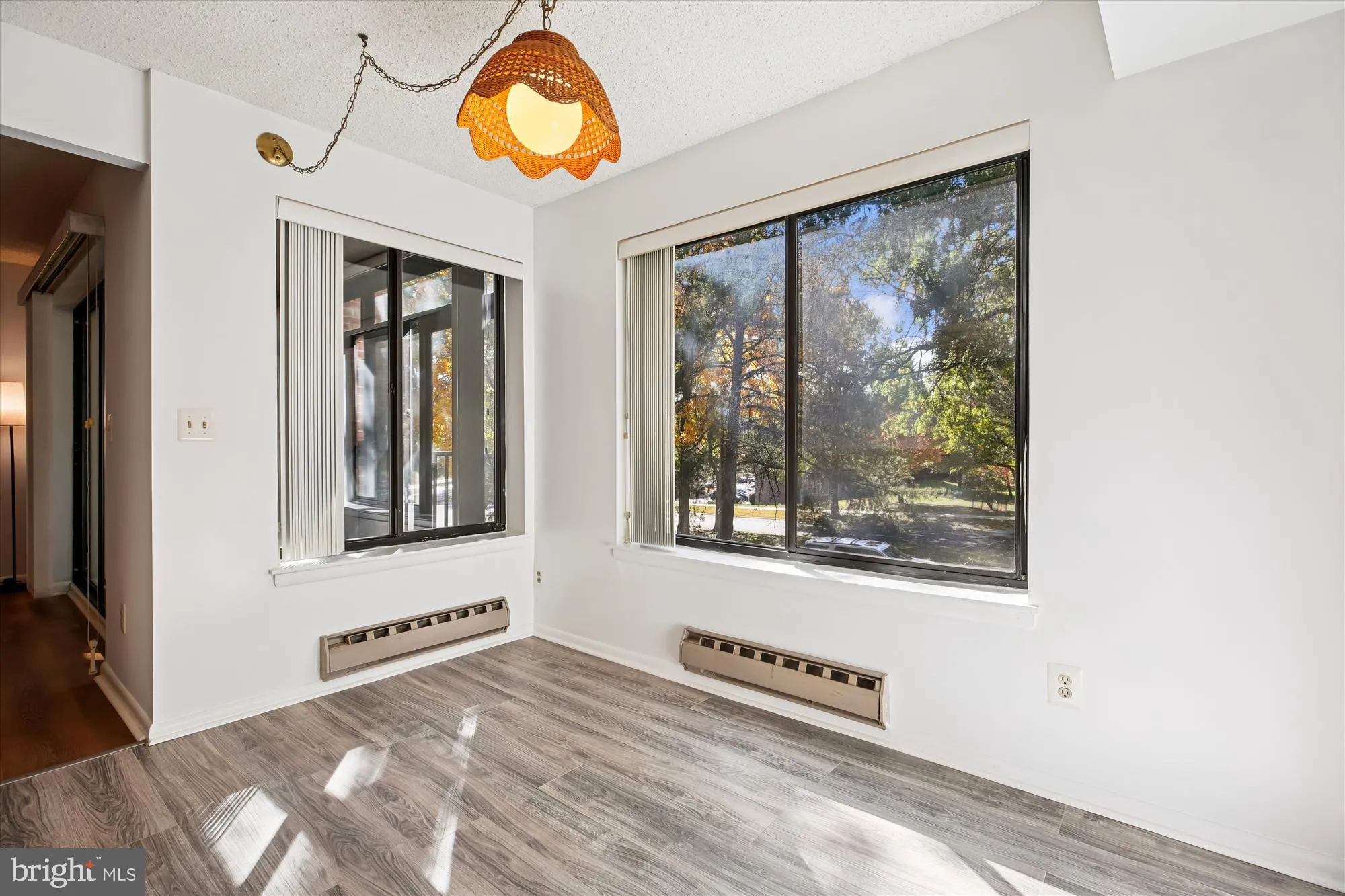Property Slideshow image 11 of 35 | 15201 elkridge way 93-2j, Silver Spring, MD, 20906