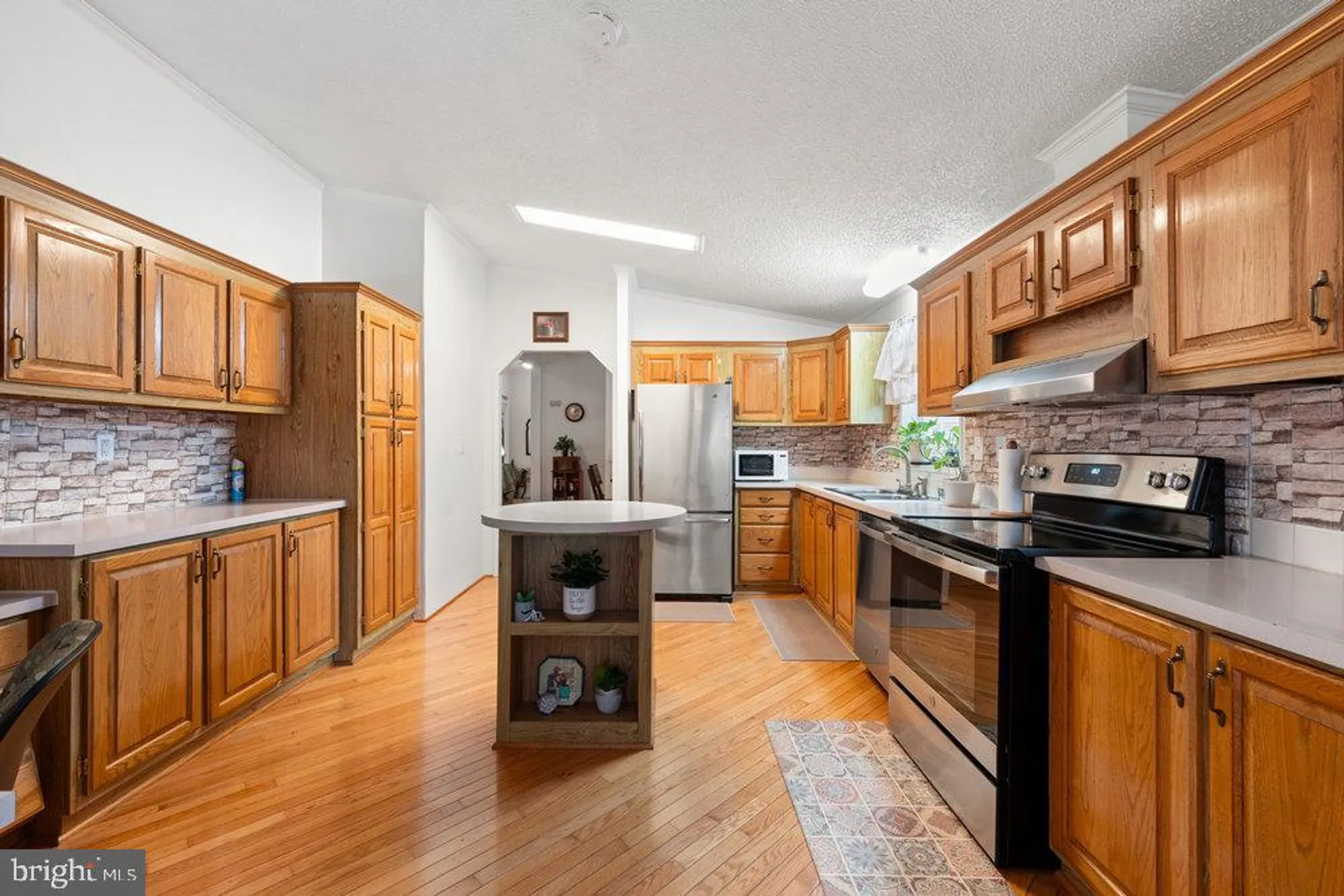 Property Slideshow image 7 of 30 | 148 raven ct, New Hope, PA, 18938