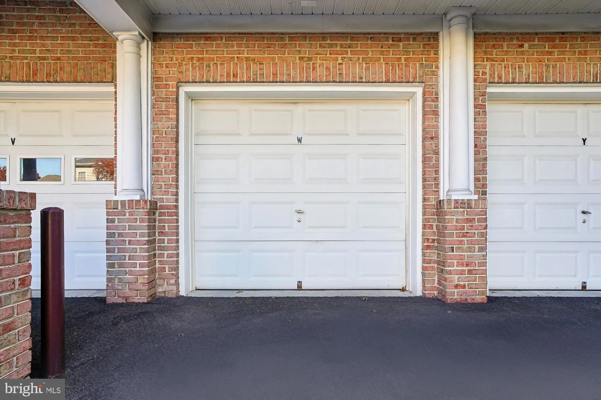 Property Slideshow image 4 of 47 | 411 hamlet club dr unit 304, Edgewater, MD, 21037