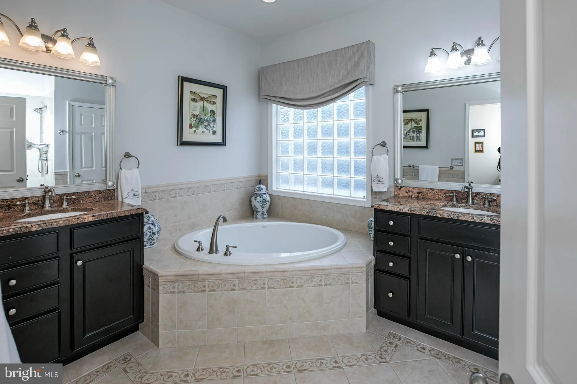 Property Slideshow image 22 of 42 | 6 otter creek rd, Skillman, NJ, 08558