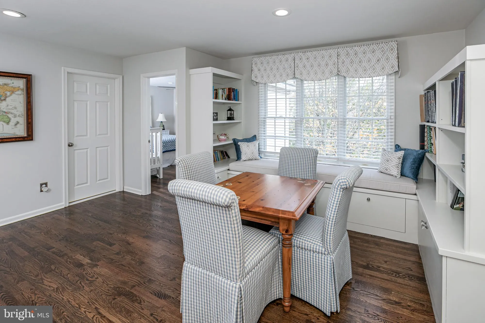 Property Slideshow image 25 of 42 | 6 otter creek rd, Skillman, NJ, 08558