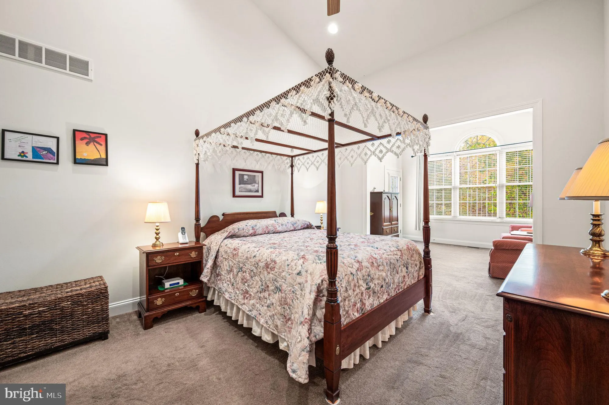 Property Slideshow image 19 of 49 | 524 hodgson cir, West Grove, PA, 19390