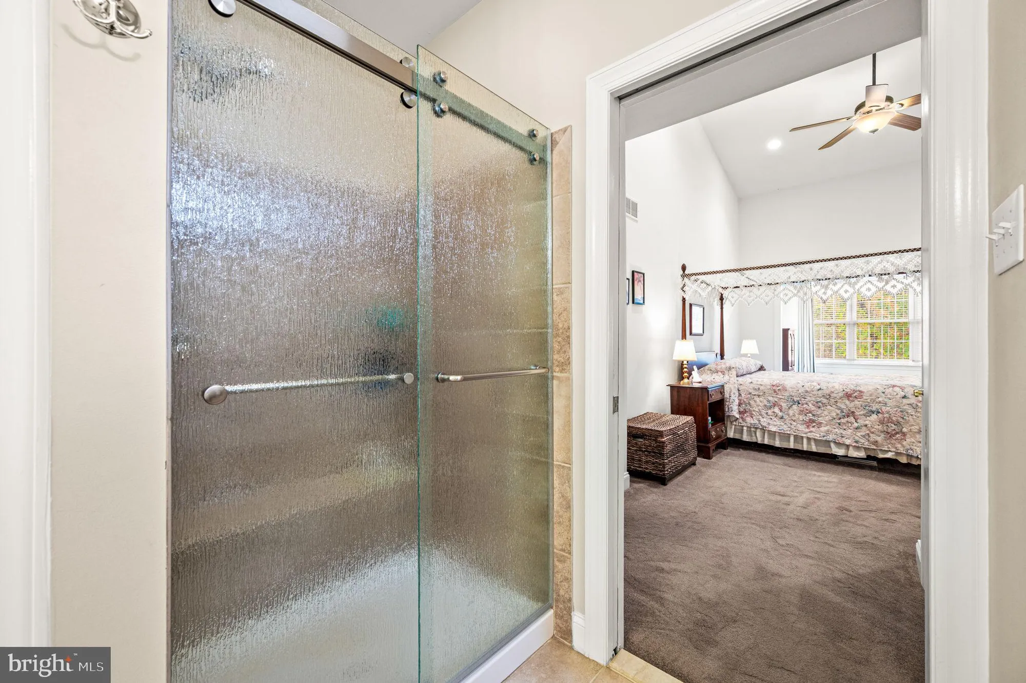 Property Slideshow image 23 of 49 | 524 hodgson cir, West Grove, PA, 19390