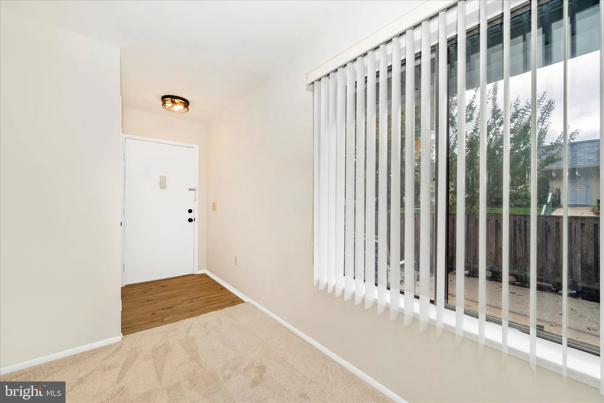 Property Slideshow image 3 of 78 | 3101 farnborough ct # 257b, Silver Spring, MD, 20906