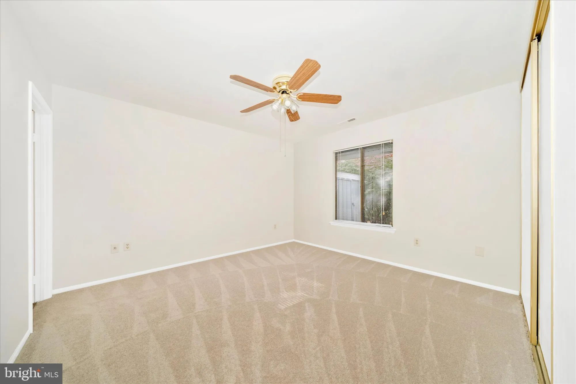 Property Slideshow image 22 of 78 | 3101 farnborough ct # 257b, Silver Spring, MD, 20906