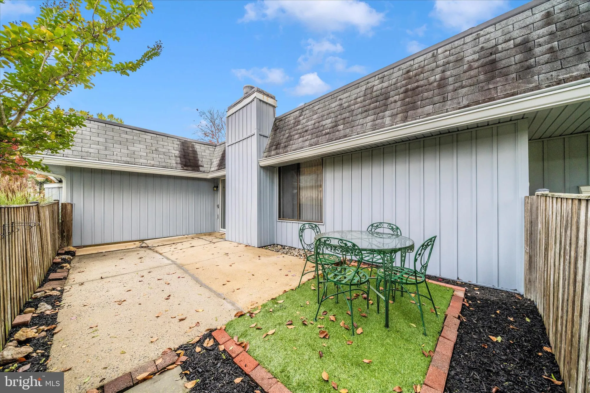 Property Slideshow image 37 of 78 | 3101 farnborough ct # 257b, Silver Spring, MD, 20906