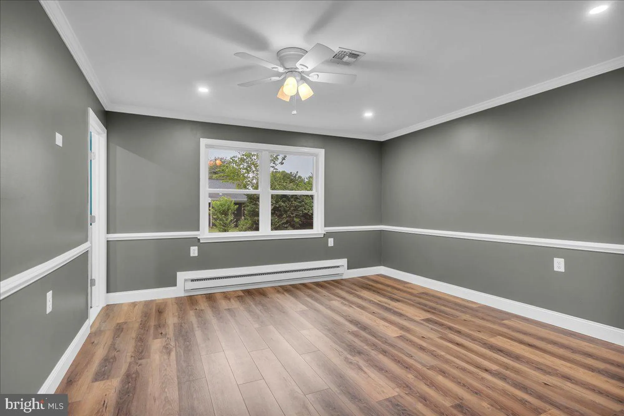 Property Slideshow image 15 of 24 | 39 chelsea pl, Southampton, NJ, 08088