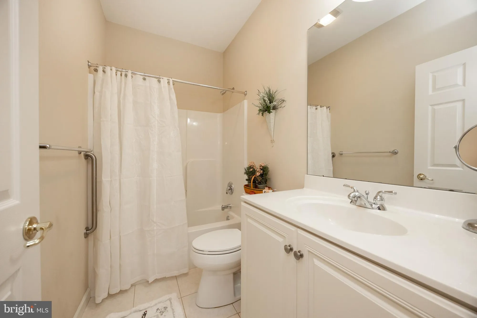 Property Slideshow image 26 of 36 | 14 s henley dr, Avondale, PA, 19311