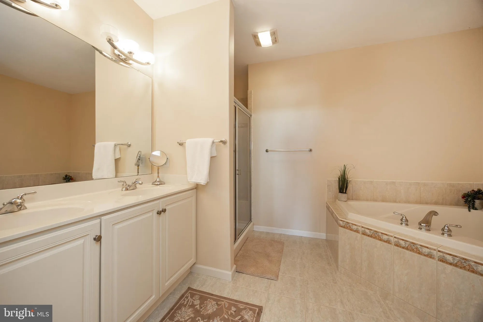 Property Slideshow image 20 of 36 | 14 s henley dr, Avondale, PA, 19311