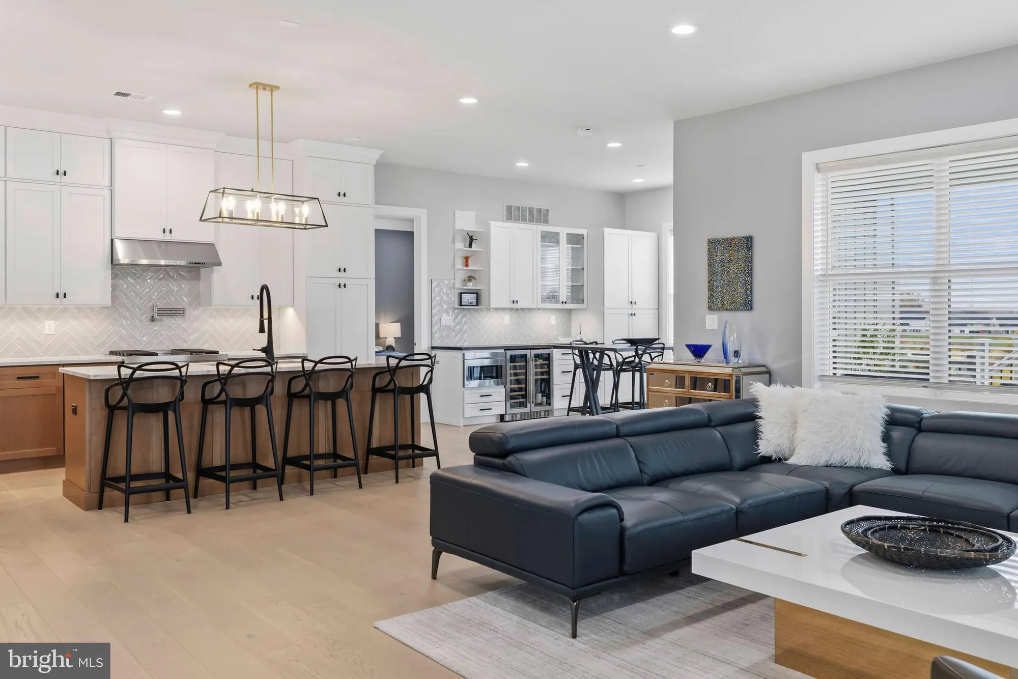 Property Slideshow image 15 of 46 | 254 nelson dr, Ambler, PA, 19002