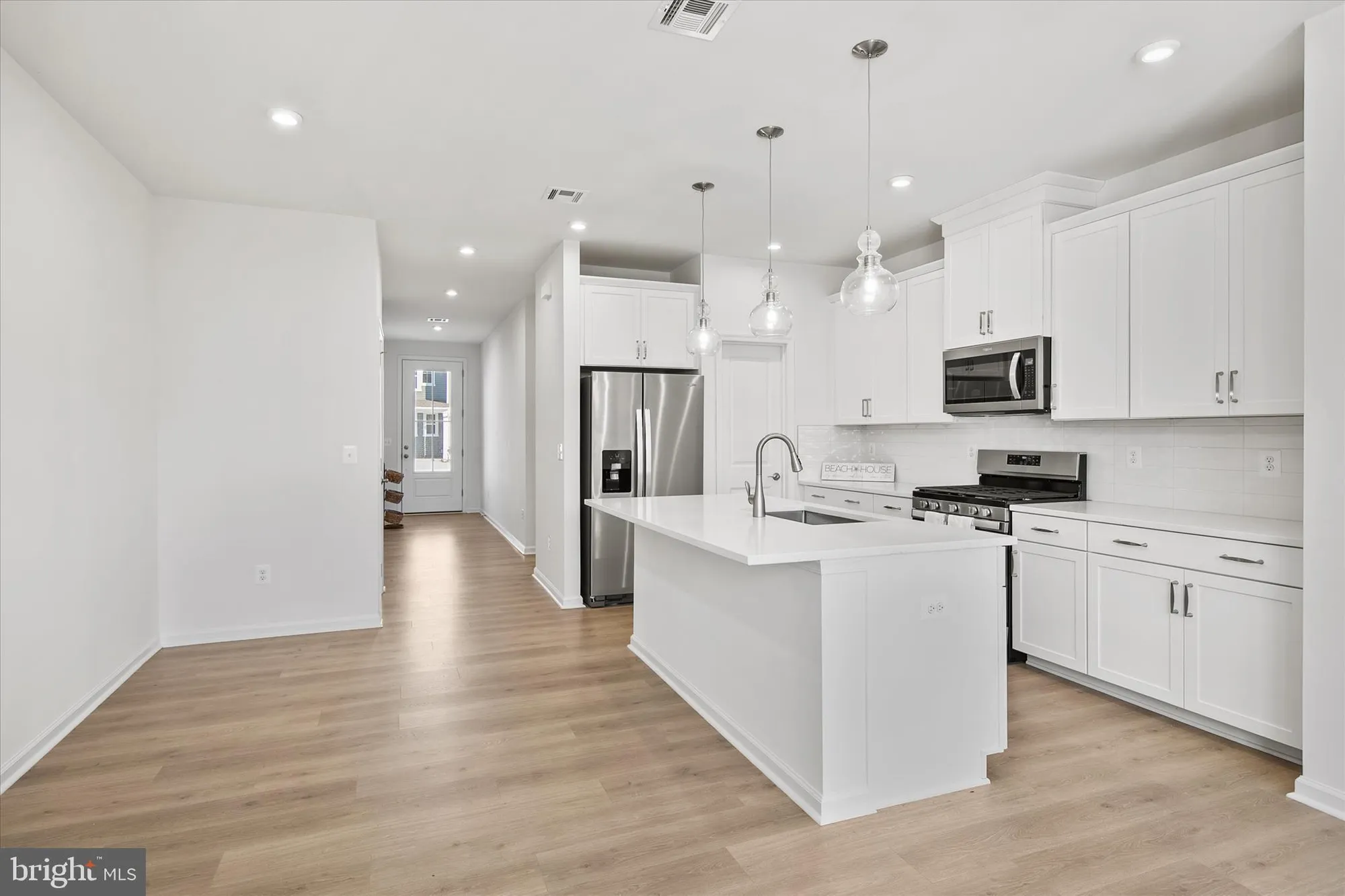 Property Slideshow image 8 of 37 | 380 scranton ln, Ocean View, DE, 19970