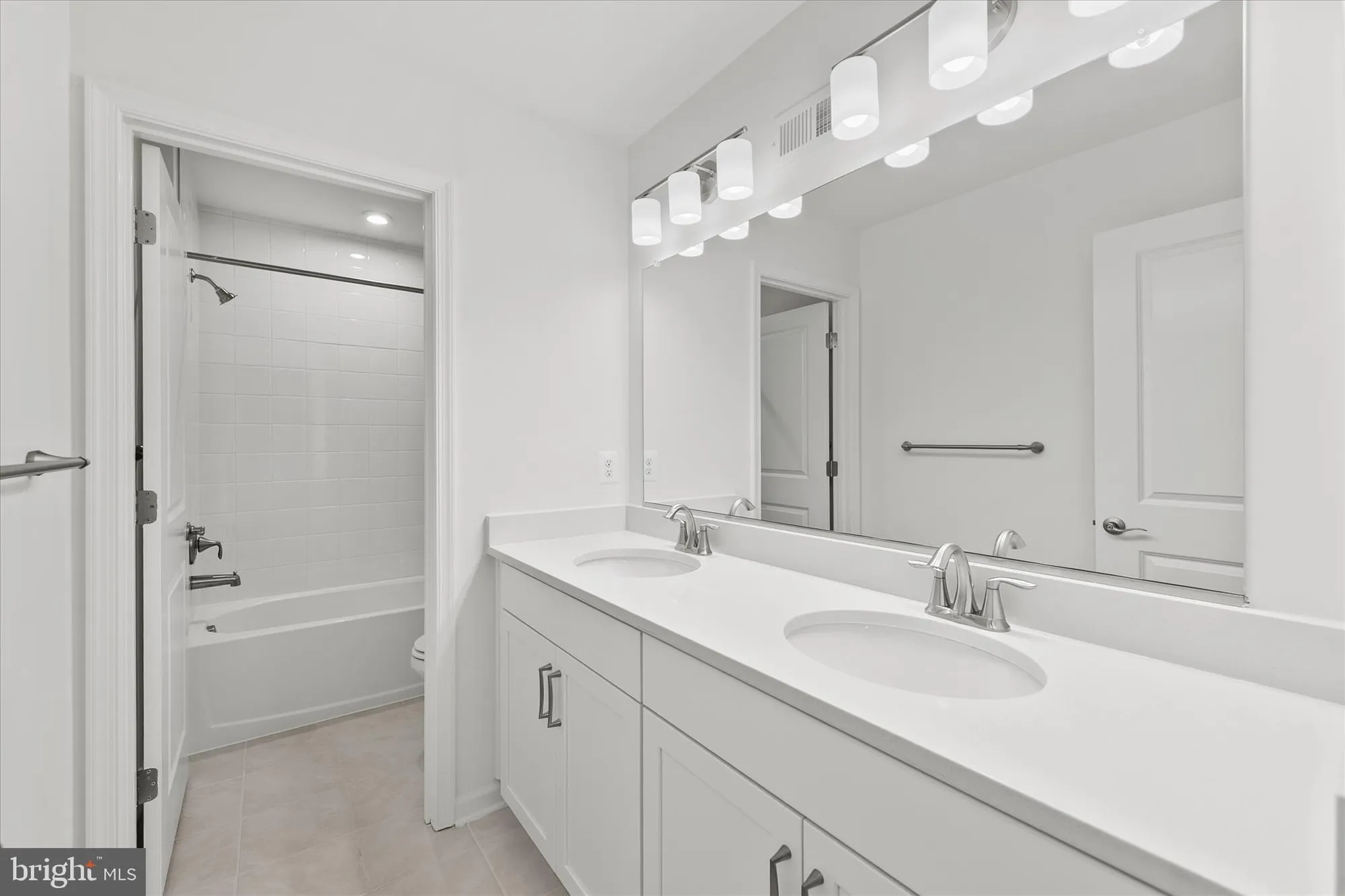 Property Slideshow image 28 of 37 | 380 scranton ln, Ocean View, DE, 19970