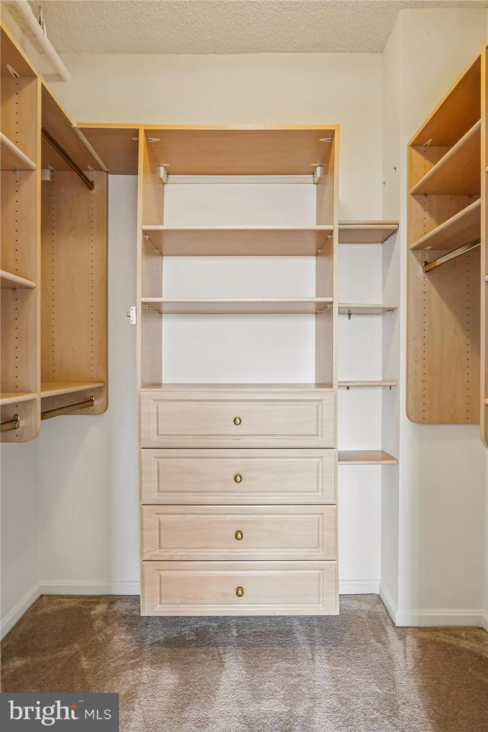 Property Slideshow image 47 of 97 | 3210 n leisure world blvd apt 610, Silver Spring, MD, 20906