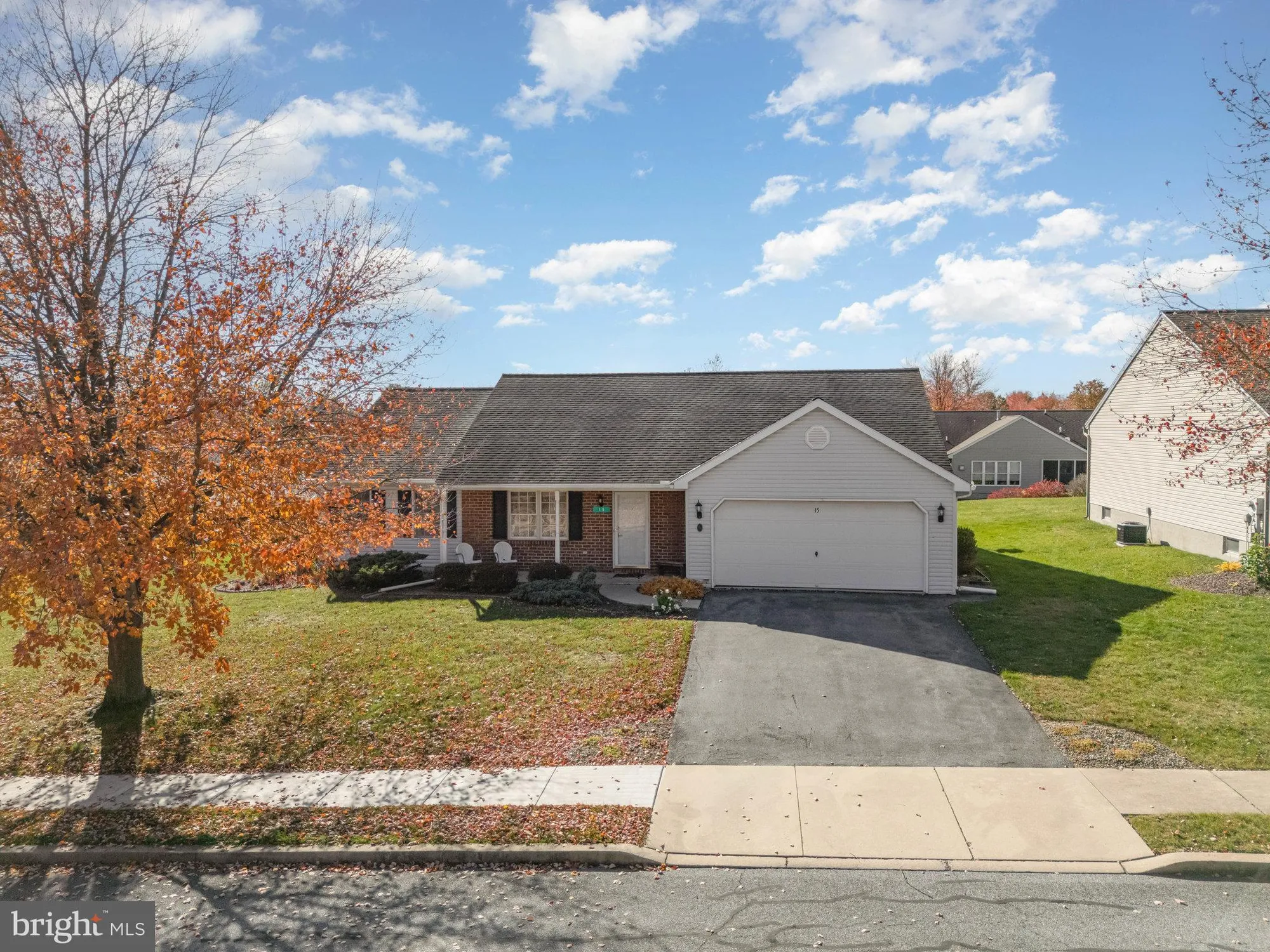 Property Slideshow image 1 of 39 | 15 lakeview dr, Myerstown, PA, 17067