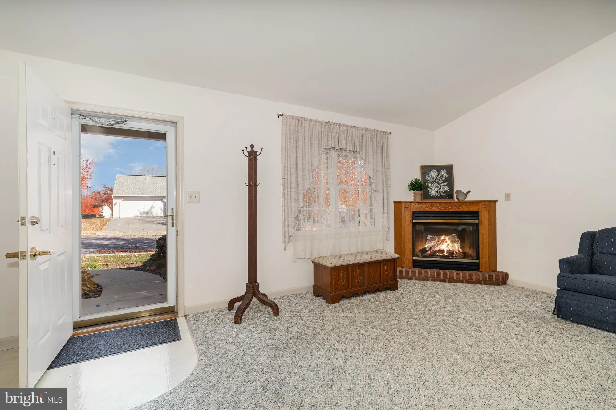 Property Slideshow image 6 of 39 | 15 lakeview dr, Myerstown, PA, 17067